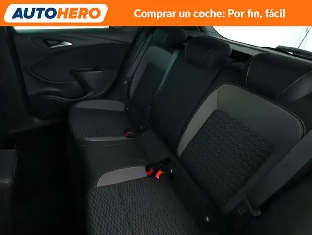 Opel Astra view 15