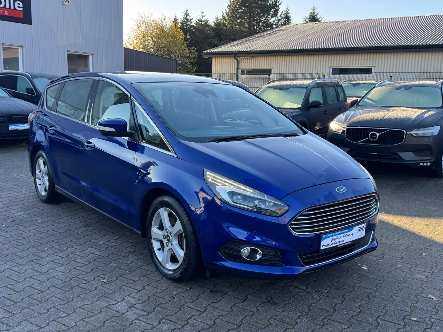 Ford S-Max 2.0 TDCI Titanium 7 Sitzer Blau - 2
