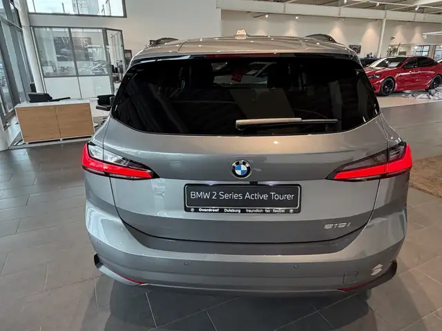 BMW 2 Series view 7