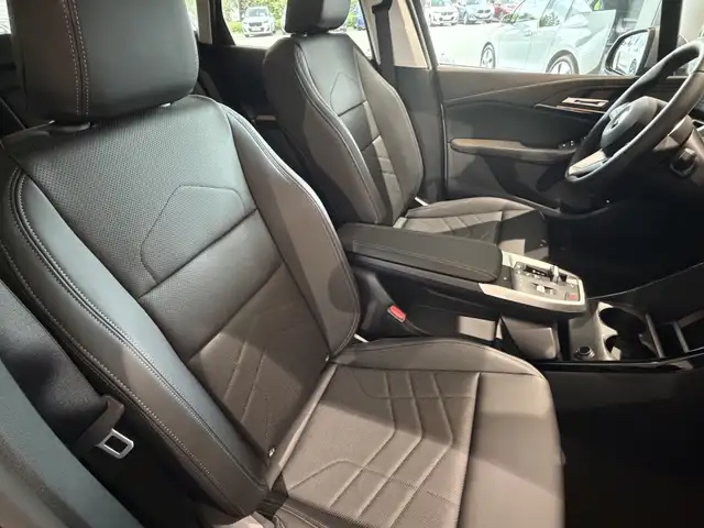 BMW 2 Series view 14