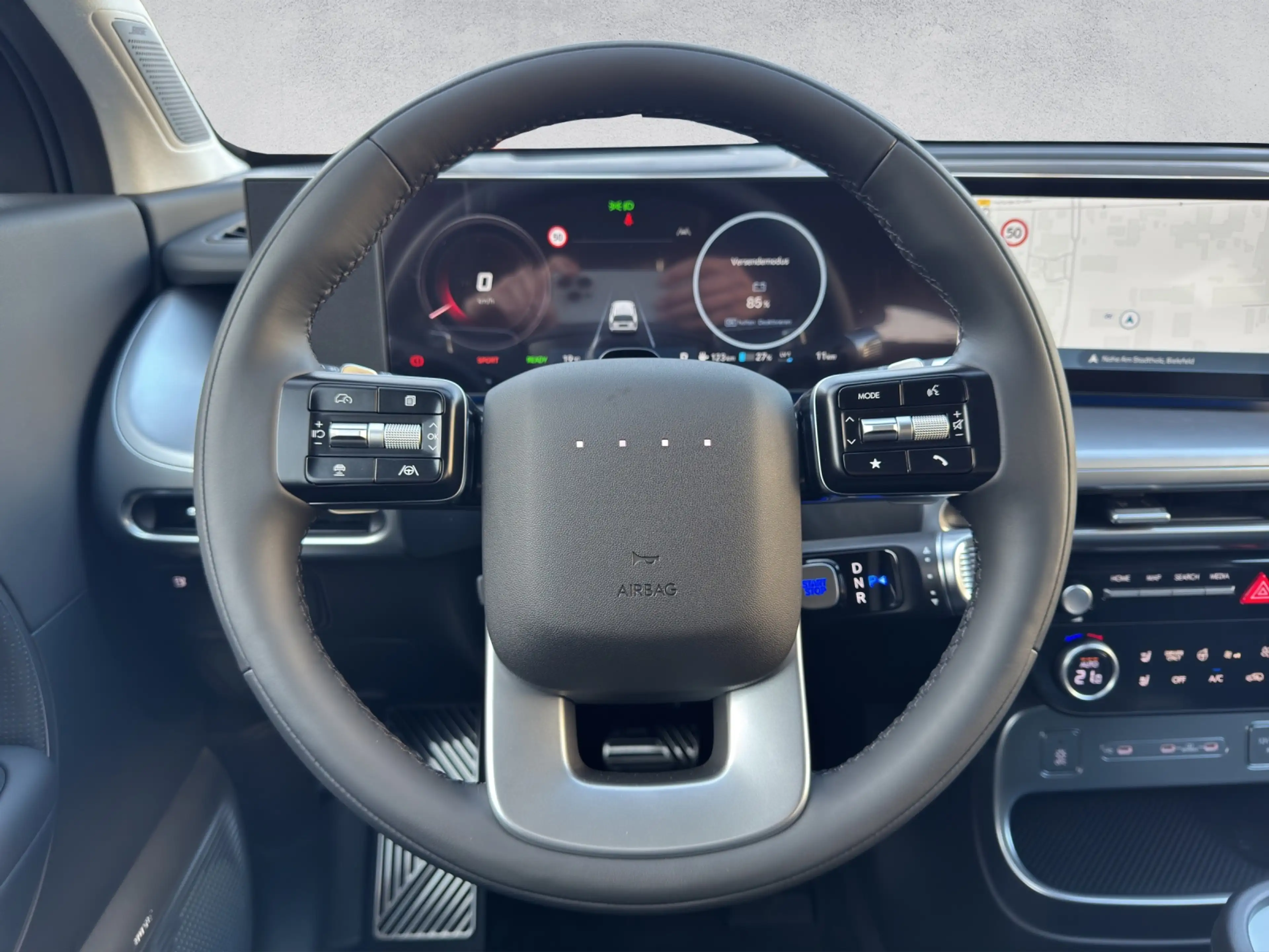 Hyundai IONIQ 9 Elektro 110,0 kWh Uniq MATRIX/HEADUP/BOSE — photo 9
