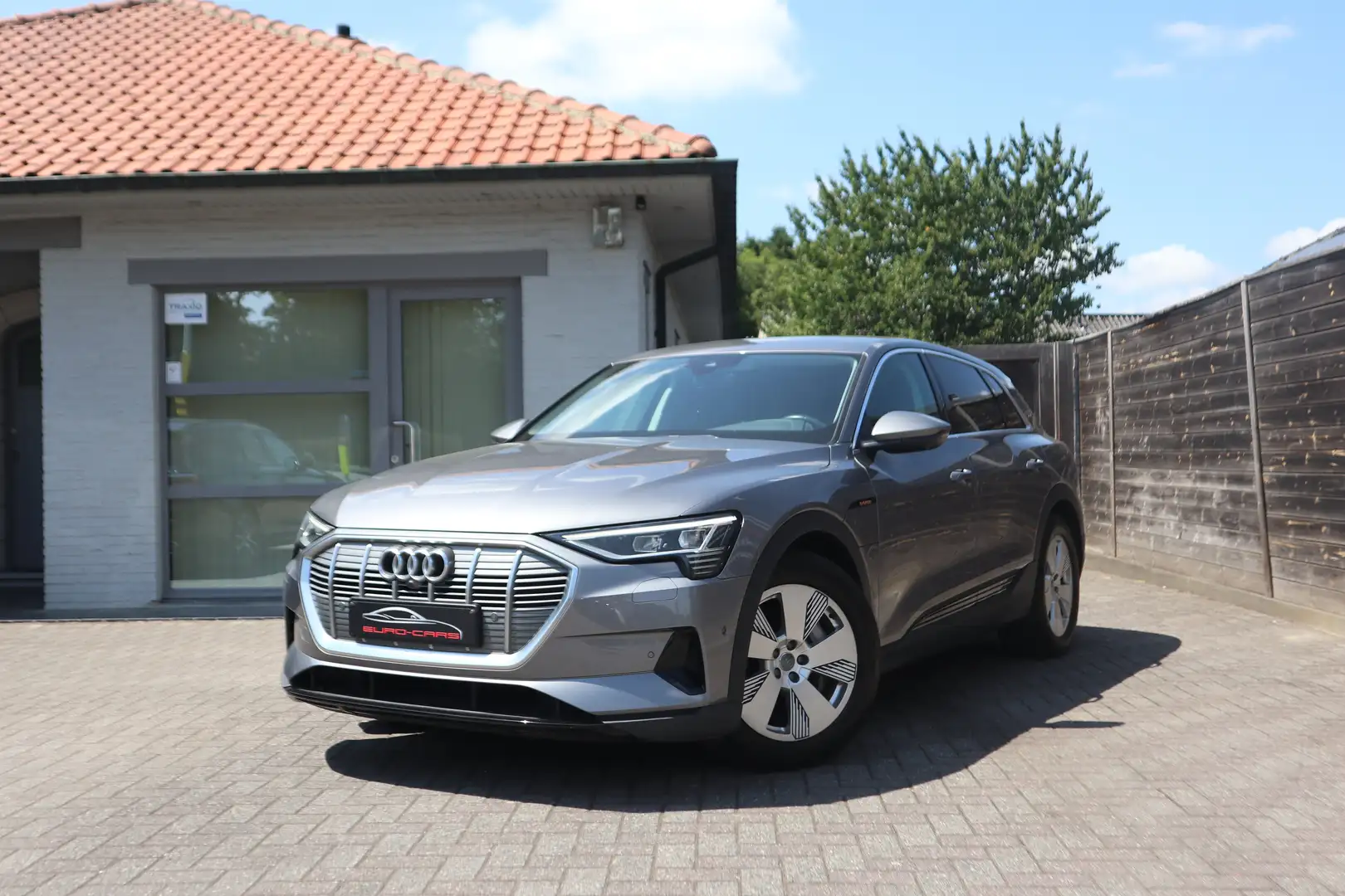 Audi e-tron 71 kWh 50 Quattro /1 ste eig /leder/360°/MEMORY Gris - 1