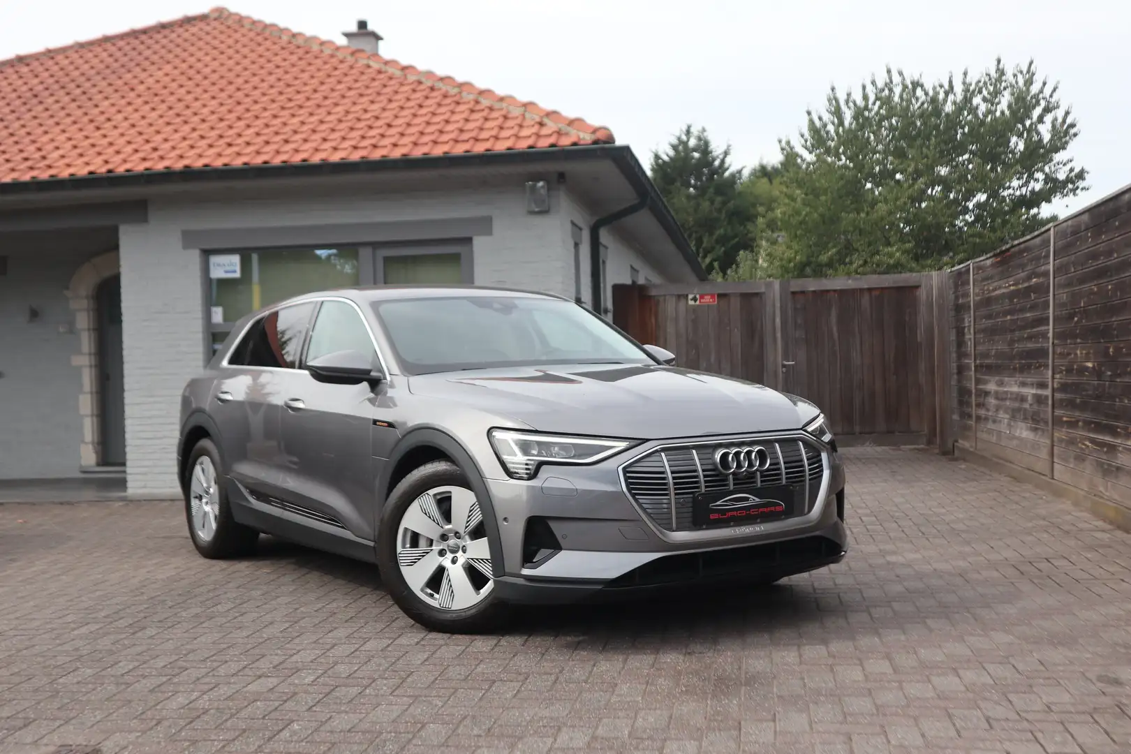 Audi e-tron 71 kWh 50 Quattro /1 ste eig /leder/360°/MEMORY Gris - 1