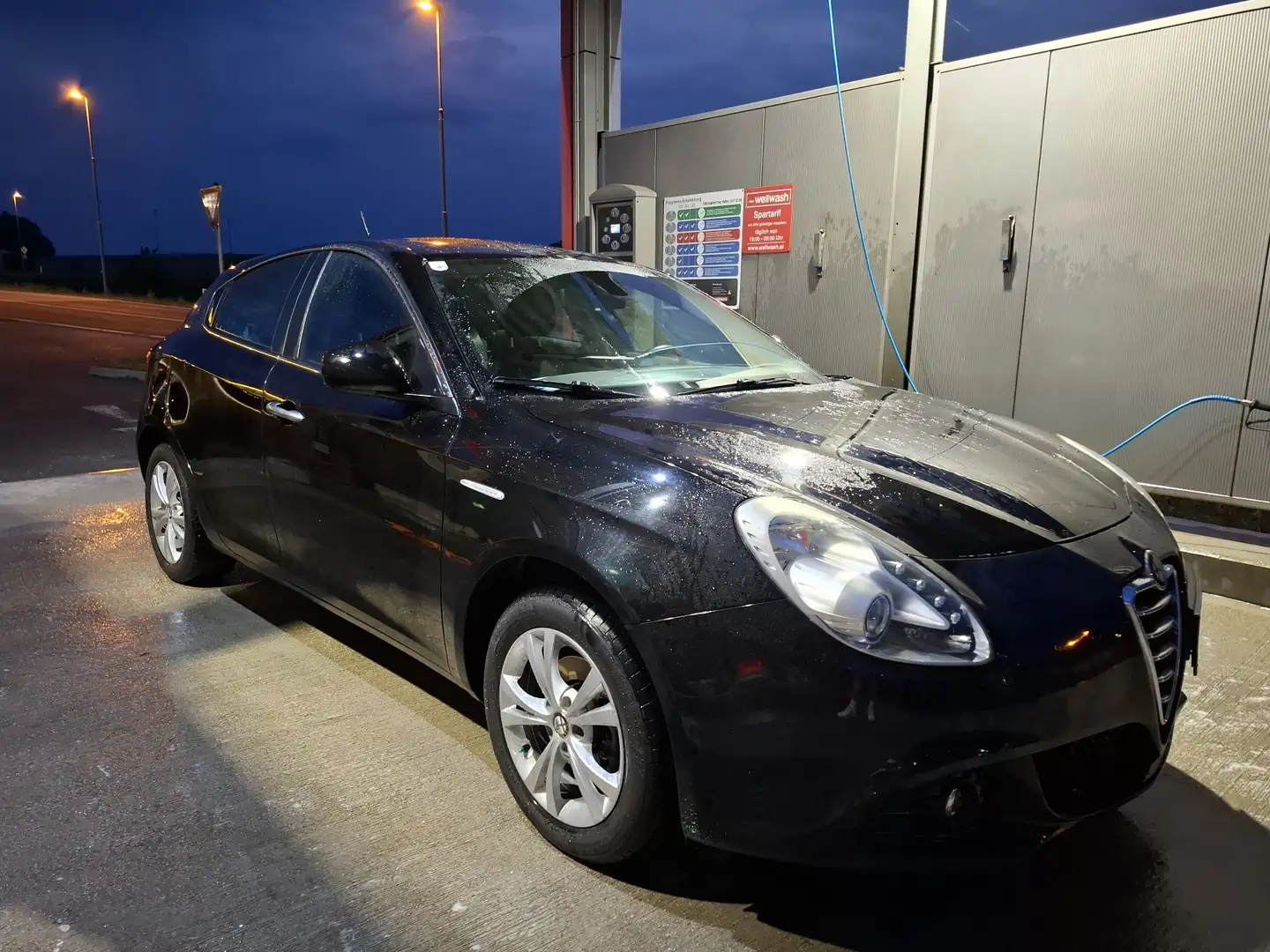 Alfa Romeo Giulietta 1,4 T- Jet Schwarz - 2