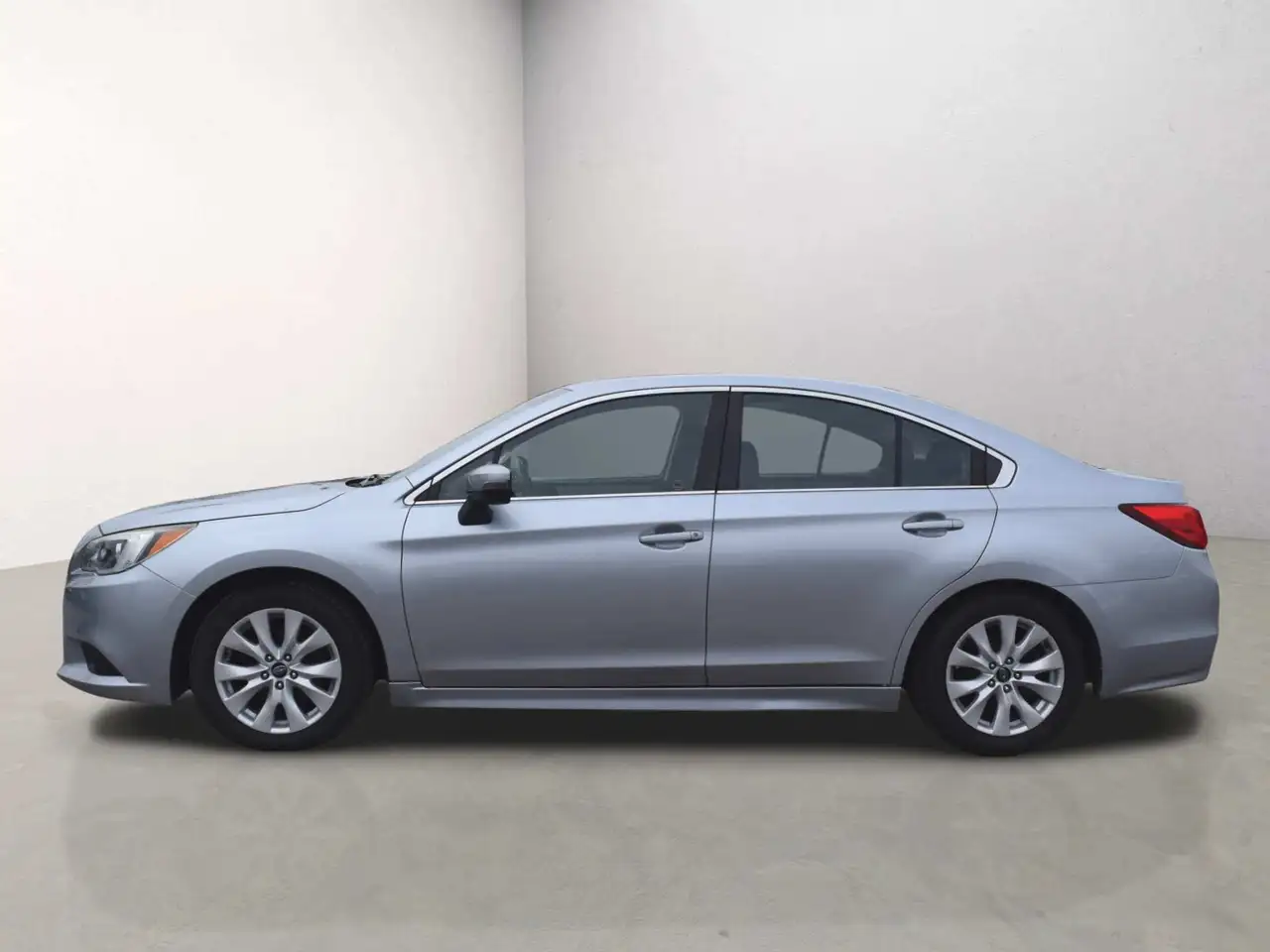 Subaru Legacy снимка Subaru Legacy