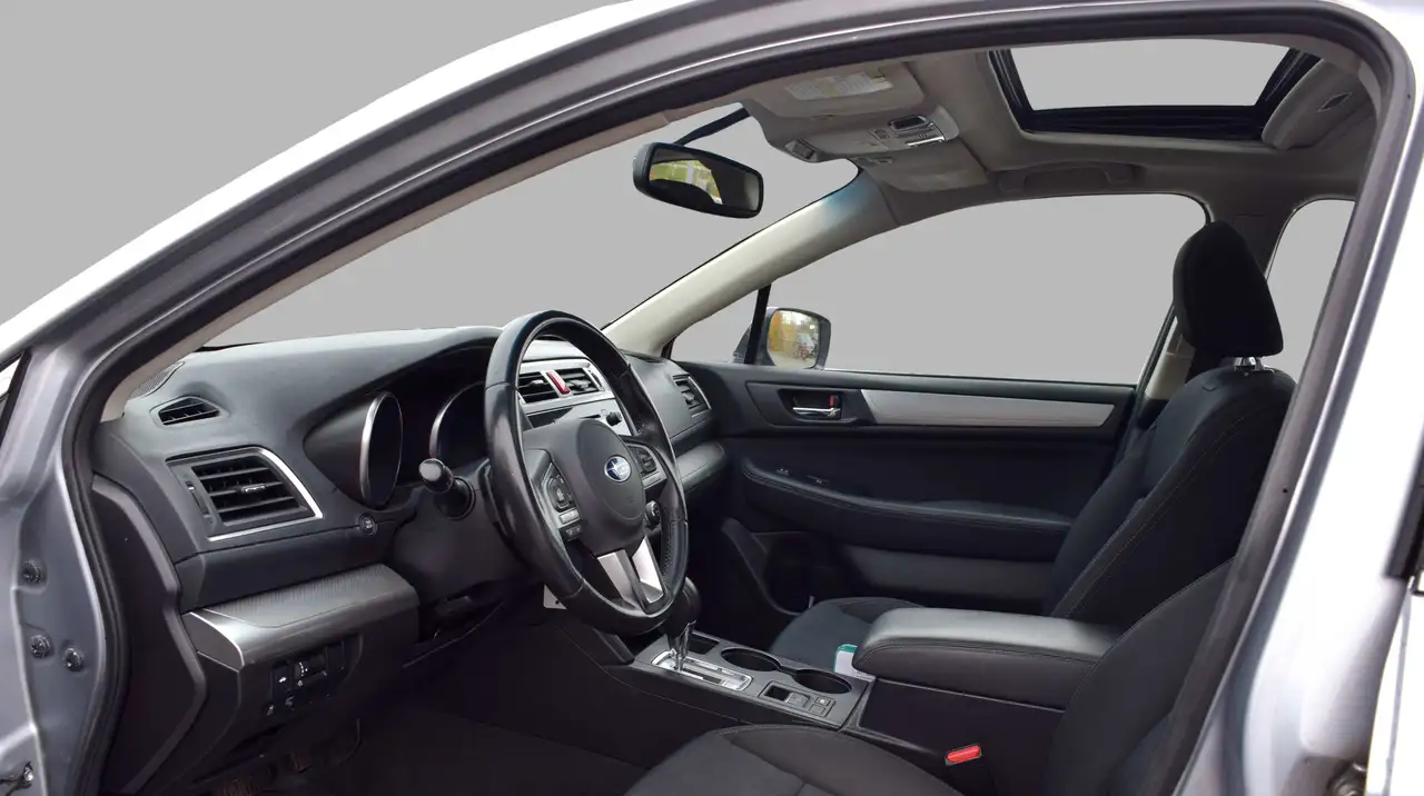 Subaru Legacy снимка Subaru Legacy