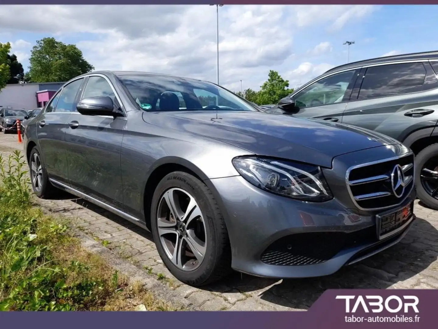 Mercedes-Benz E 200 200 Aut. Avantgarde LED GPS PDC Gris - 2