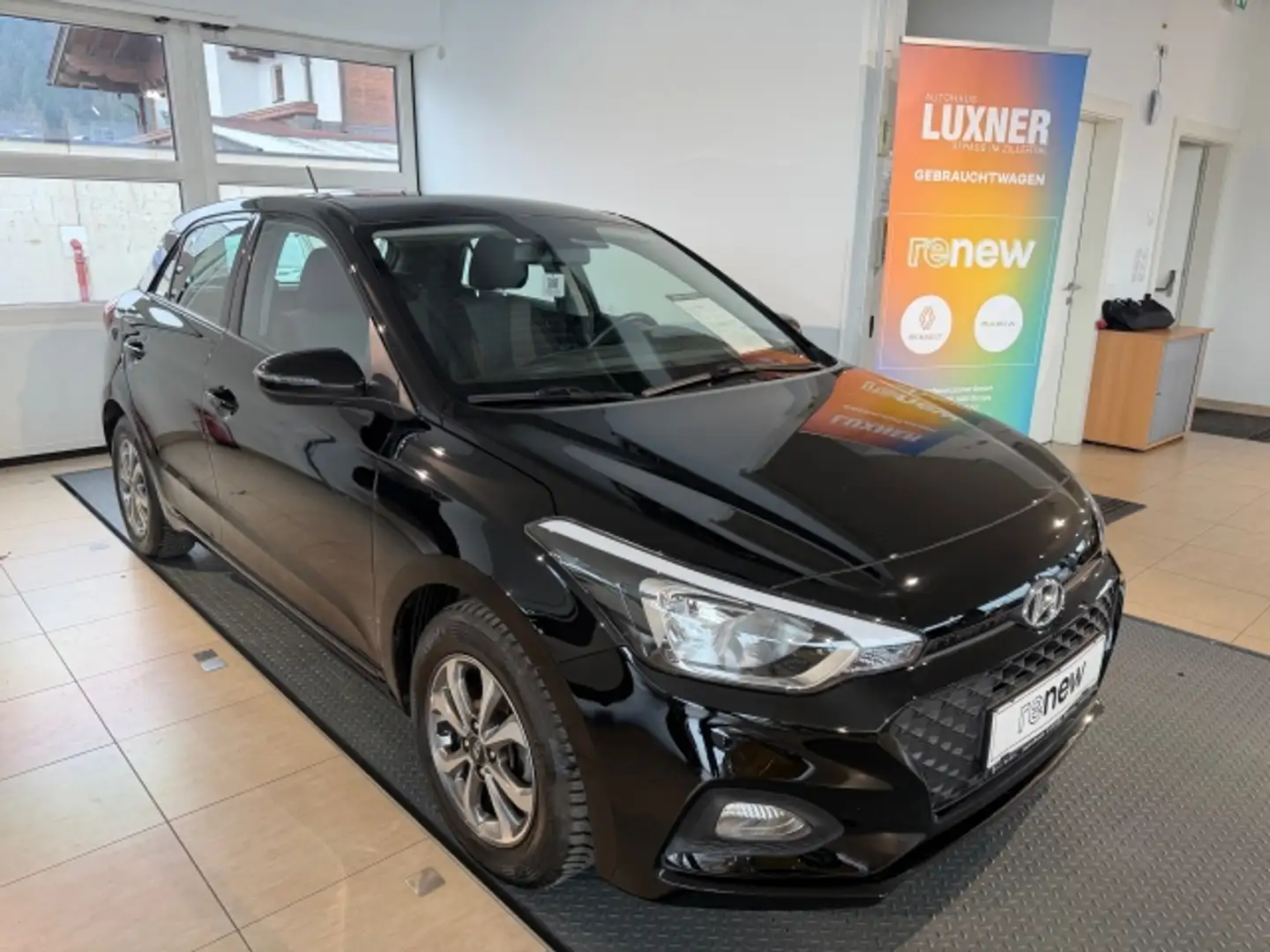 Hyundai i20 Hyundai i20 Run 1,25 Schwarz - 1