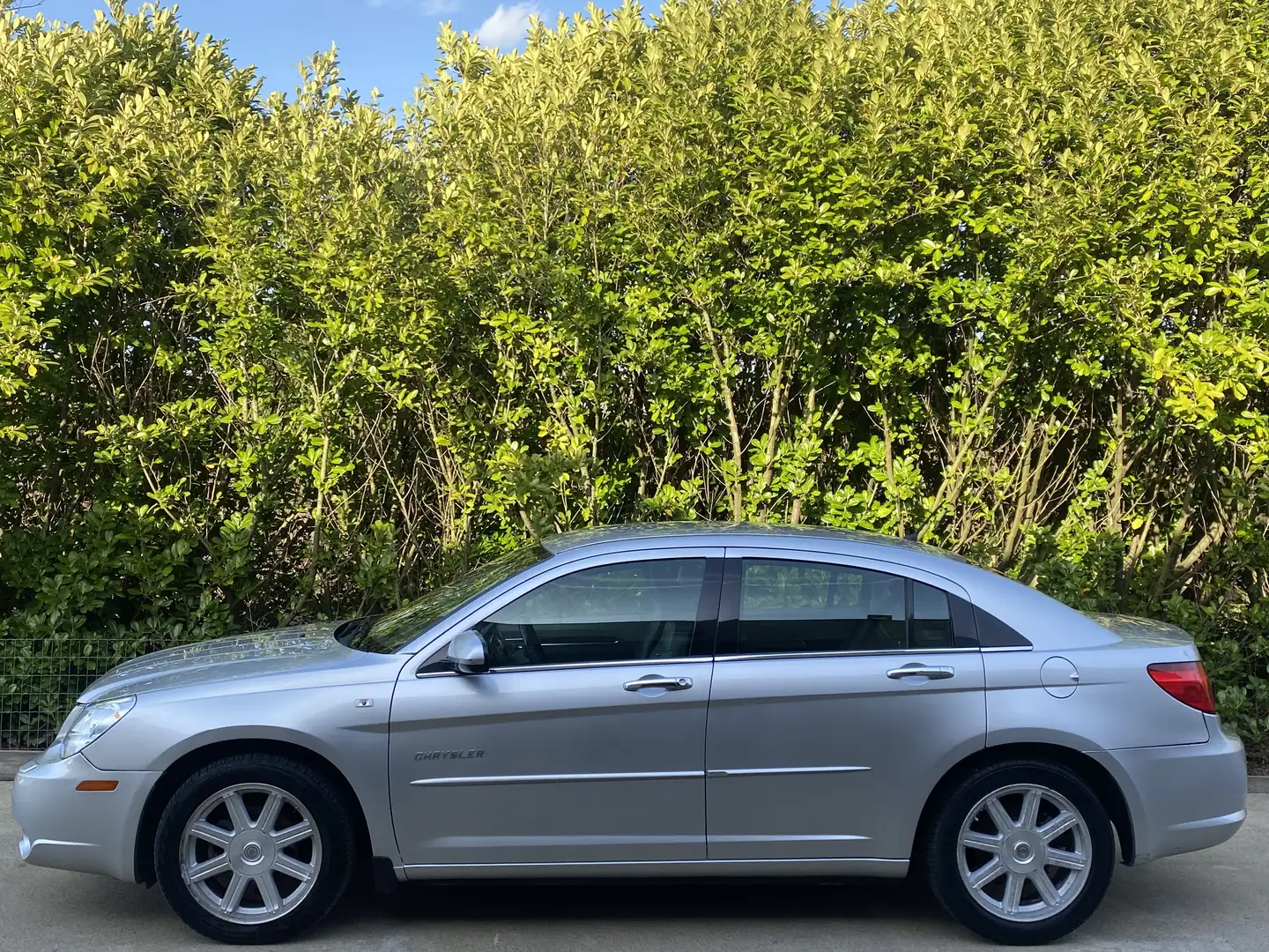 Chrysler Sebring 2.0 Turbo / CUIR / CLIM / NAVIGATION / GARANTIE!!! Gris - 2