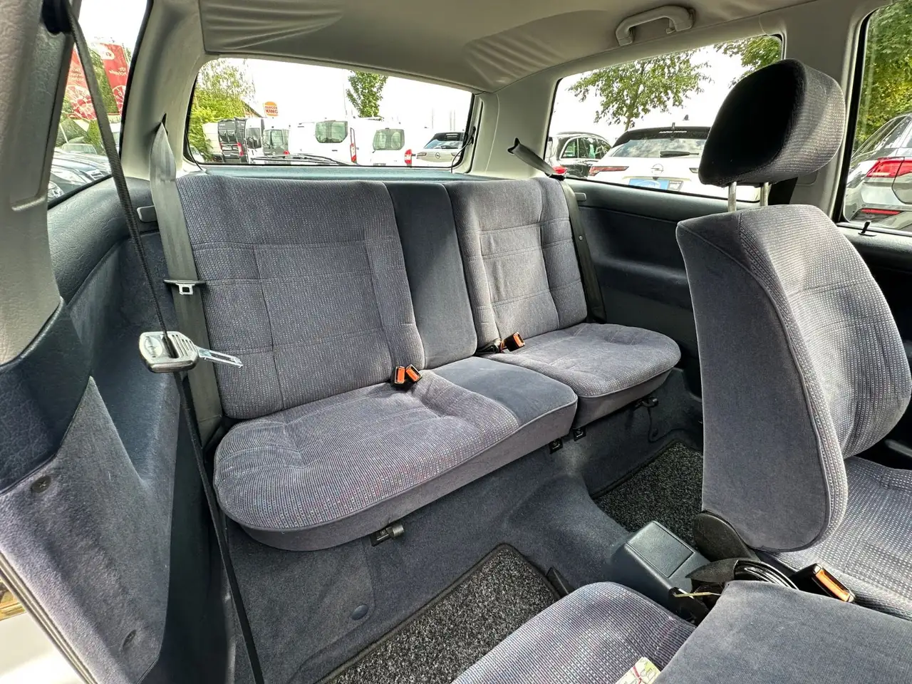 Volkswagen Golf 3 1.6 *Servo* guter Zustand*, foto 11