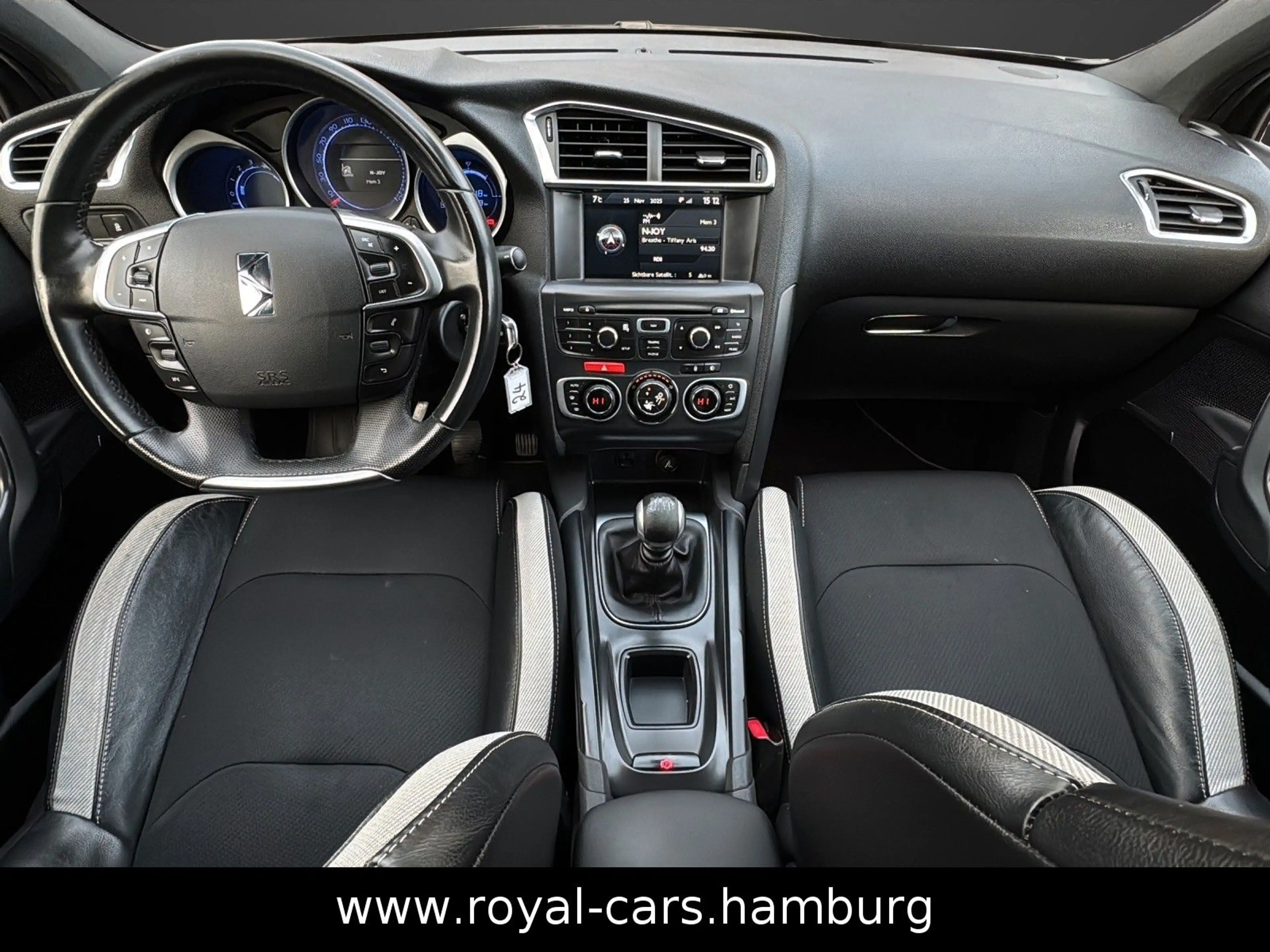 Citroen DS4 SoChic*MASSAGE*TOT-WINKEL*NAVI*PDC*LED*BT* — photo 12