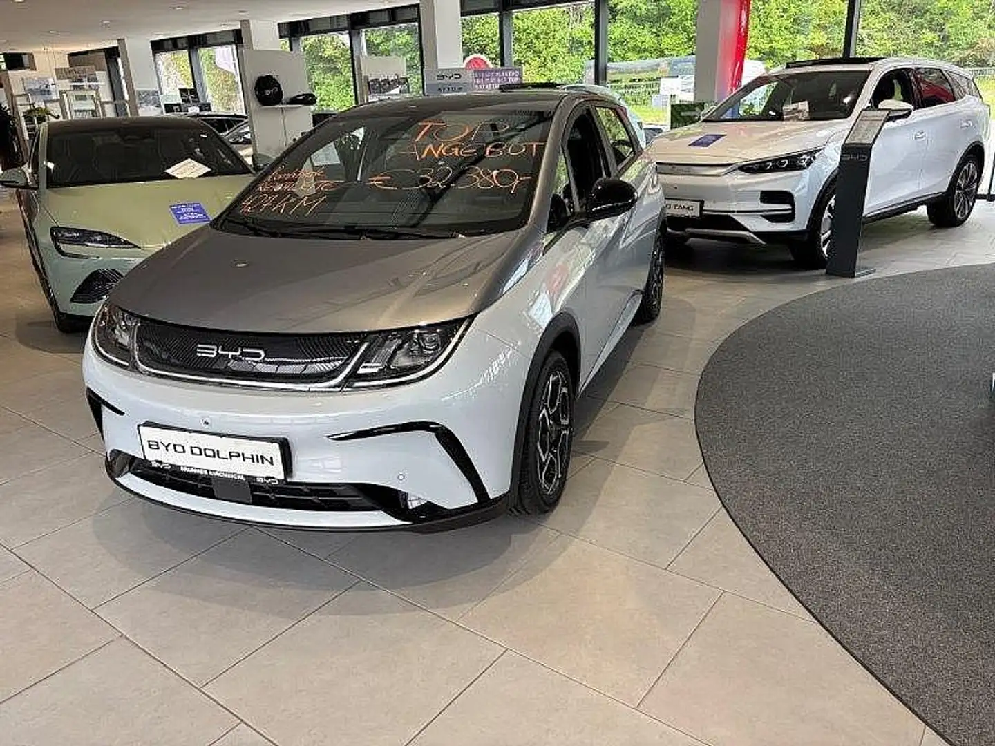 BYD Dolphin 60,4 kWh Design Österreich Paket Argintiu - 2