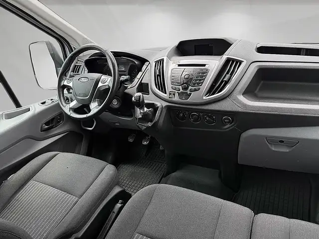 Ford Transit view 10