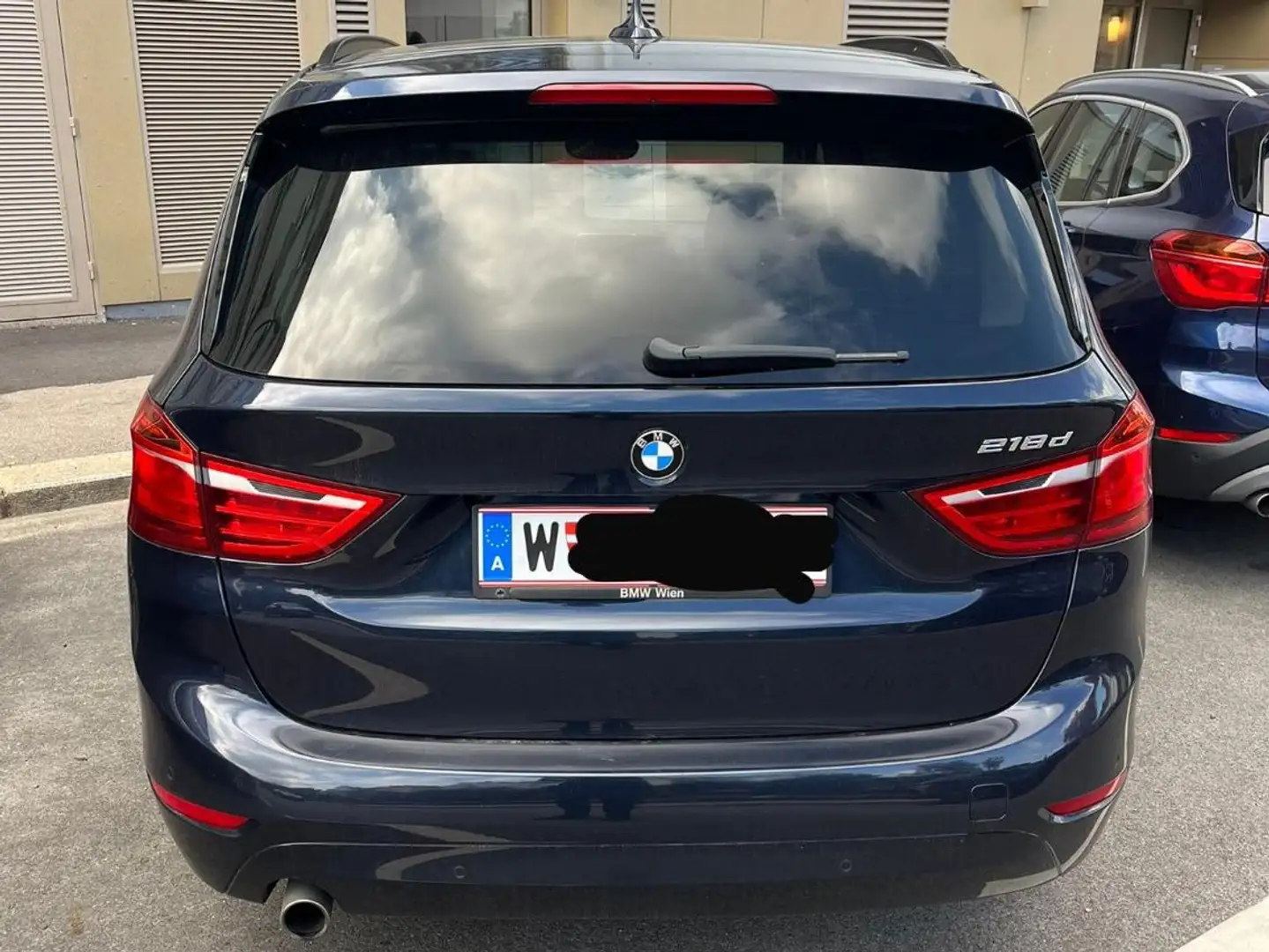 BMW 218 218d Gran Tourer Aut. Blau - 2