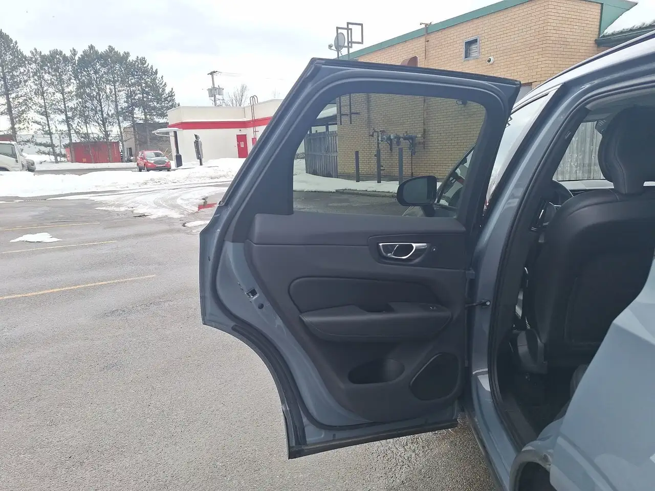 Volvo XC60 снимка Volvo XC60
