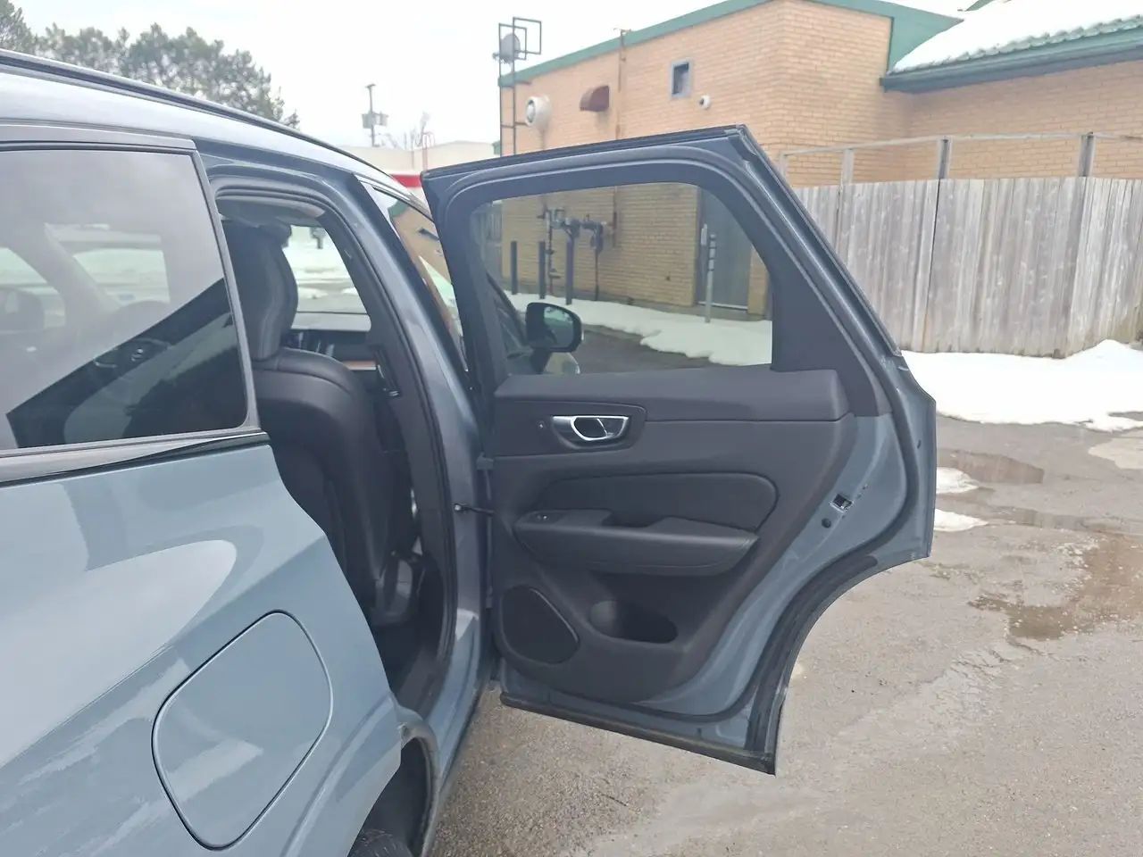 Volvo XC60 снимка Volvo XC60