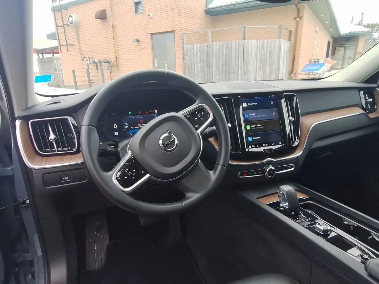 Volvo XC60 снимка Volvo XC60