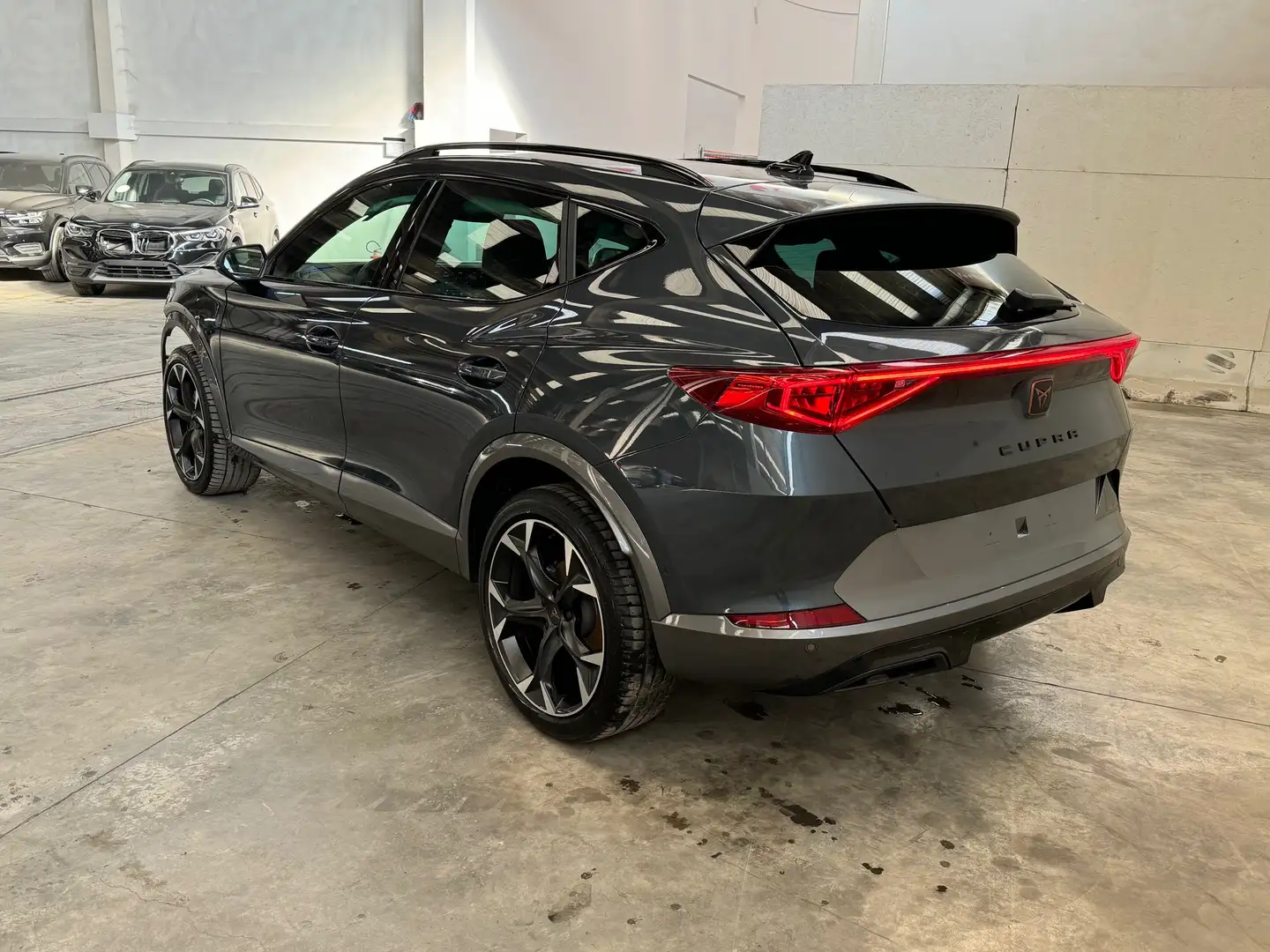 CUPRA Formentor 1,5 TSI DSG *MARCIANTE*NAVI*CAMERA*LED* Grau - 2