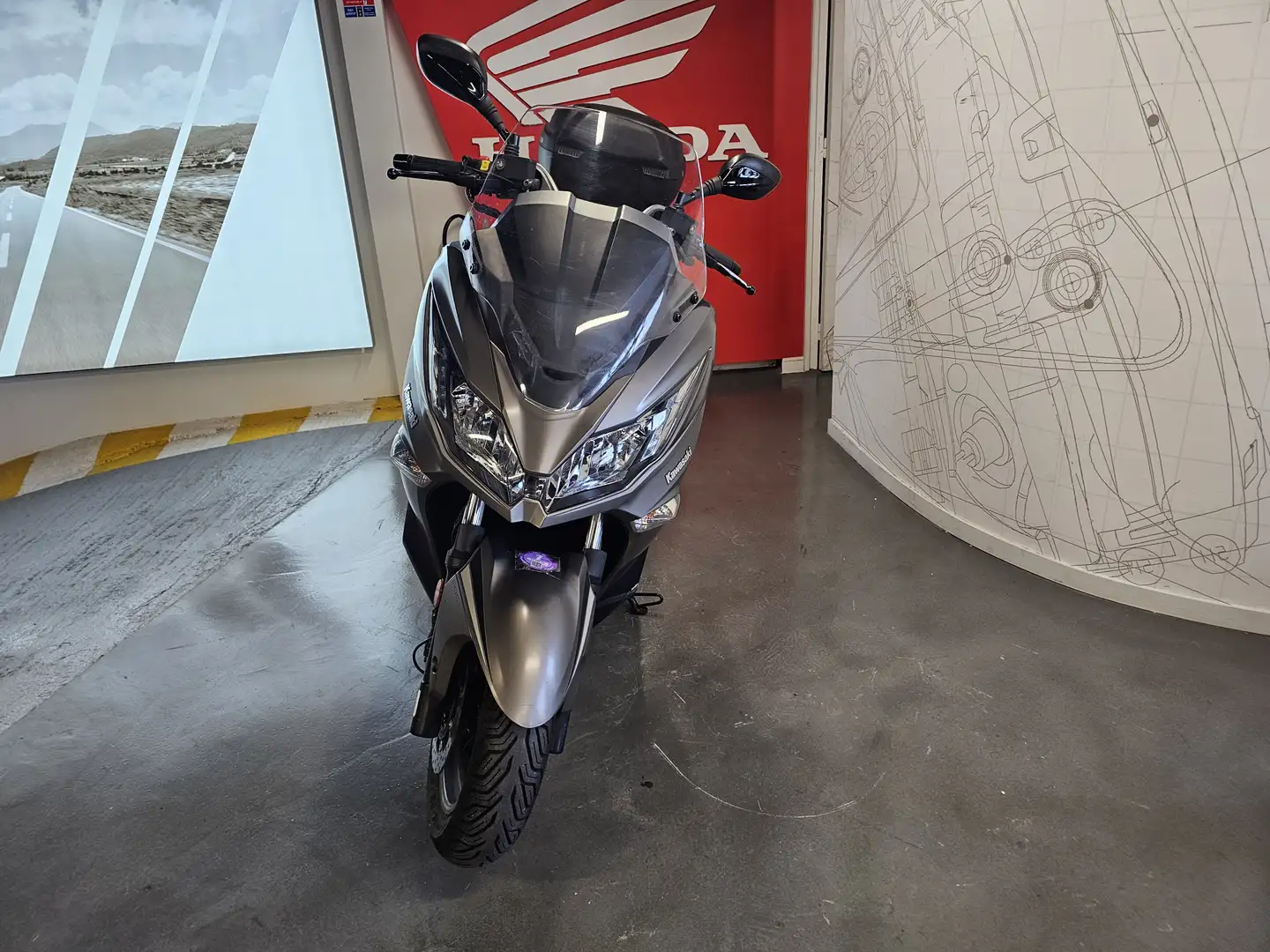 Kawasaki J300 Beige - 2