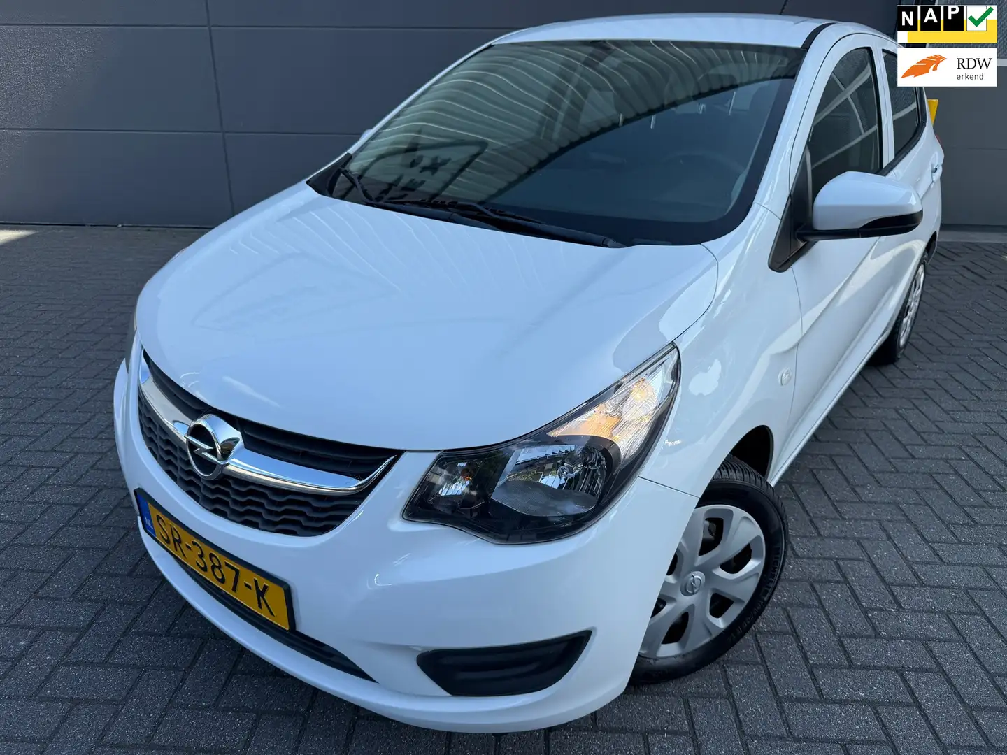 Opel Karl 1.0 ecoFLEX Edition*NAVI*APK*NAP*ISOFIX*CRUISE*AIR Wit - 1