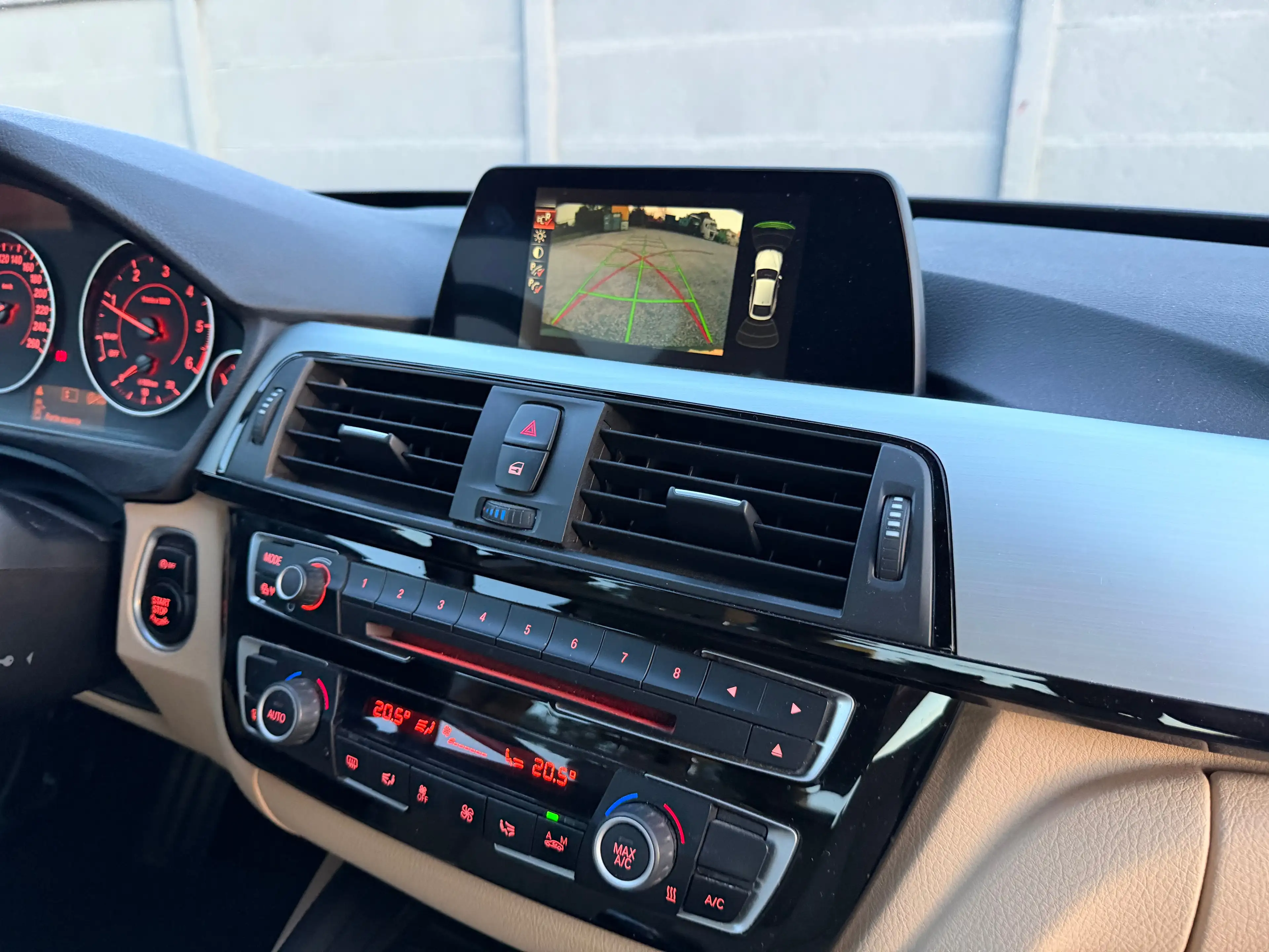 BMW 318 d GT *LCI*SPORT LINE*CAMERA*FULL LED*NAVI* — photo 15