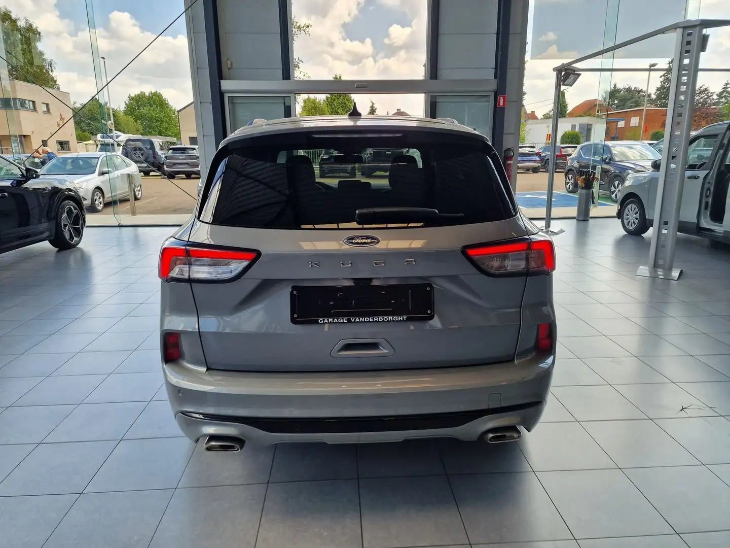 Ford Kuga ST-LINE X BENZINE - 2