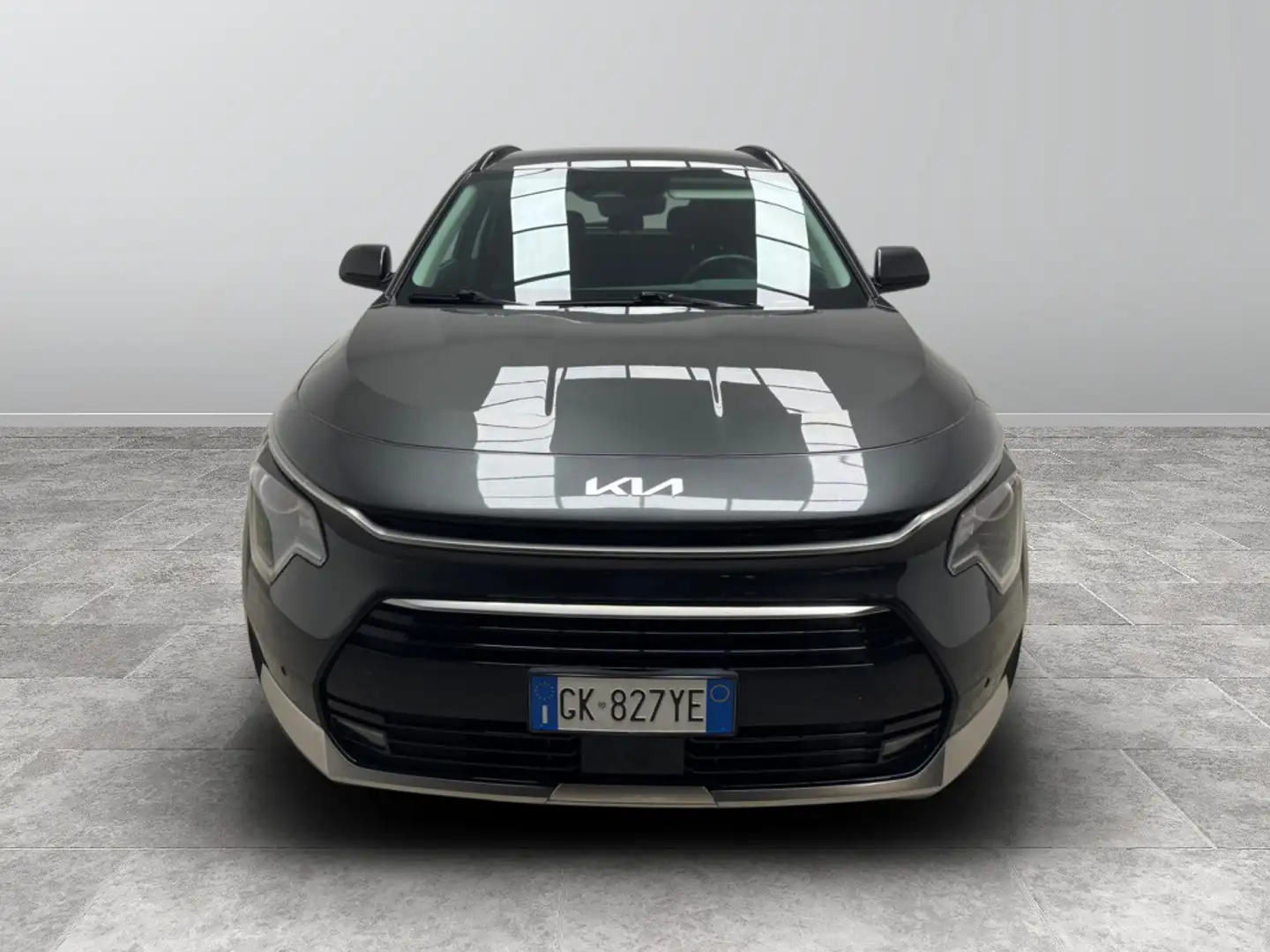 Kia Niro 1.6 GDi Hybrid Style Grau - 2