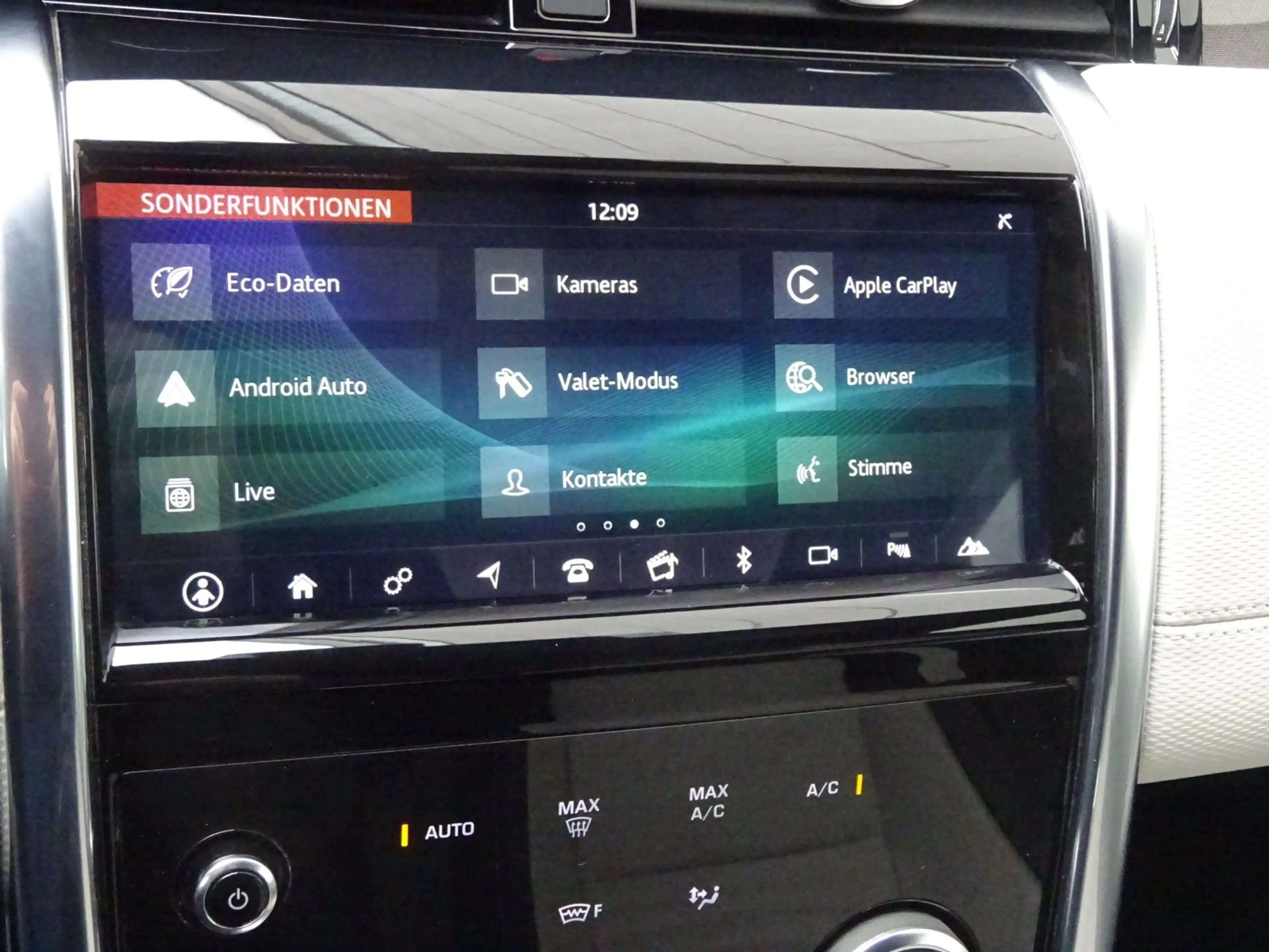 Land Rover Discovery Sport 2.0 D180  S R-Dynamic AWD RKam DAB CarPlay EU6d-T — photo 12
