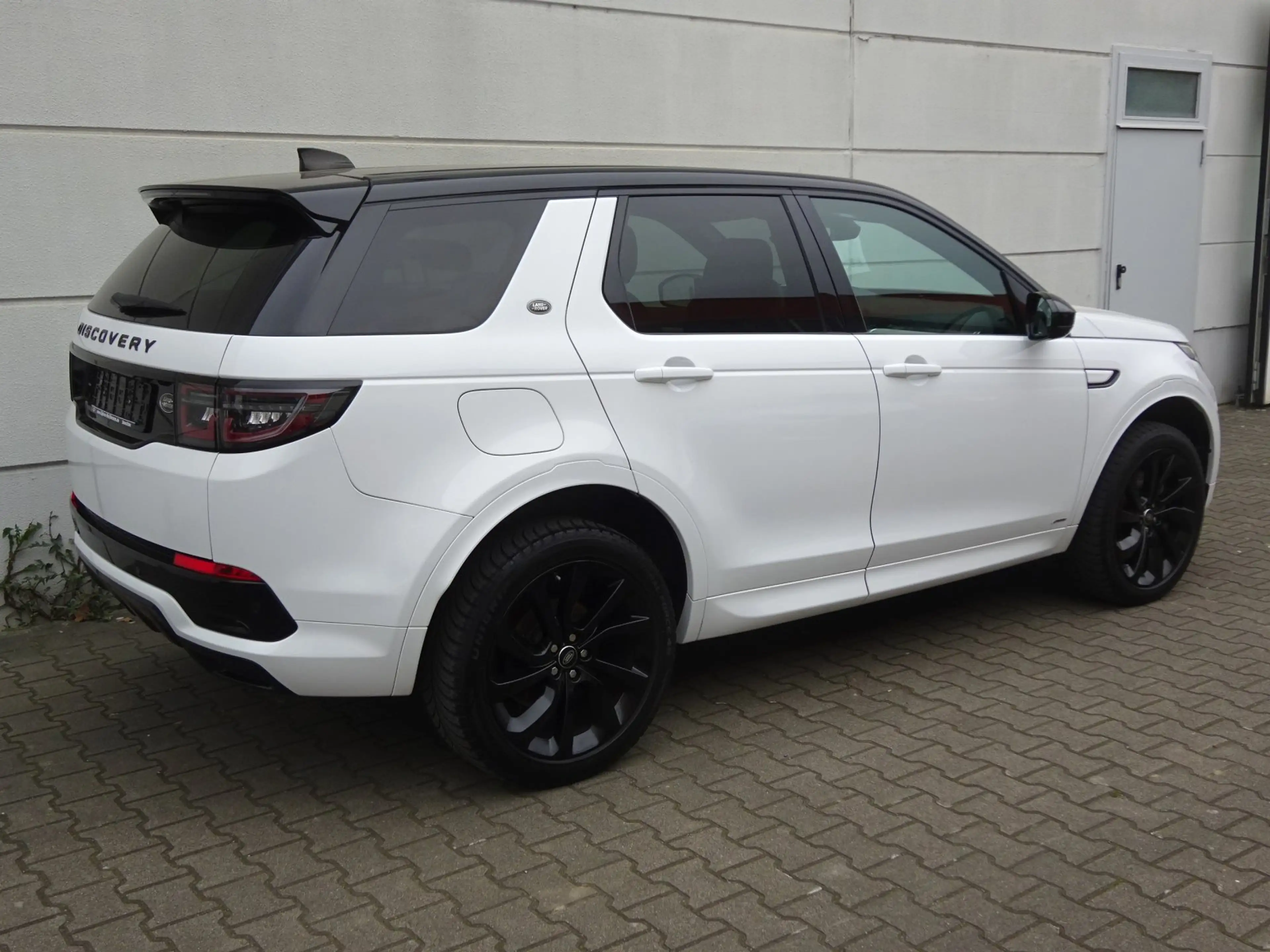 Land Rover Discovery Sport 2.0 D180  S R-Dynamic AWD RKam DAB CarPlay EU6d-T — photo 3