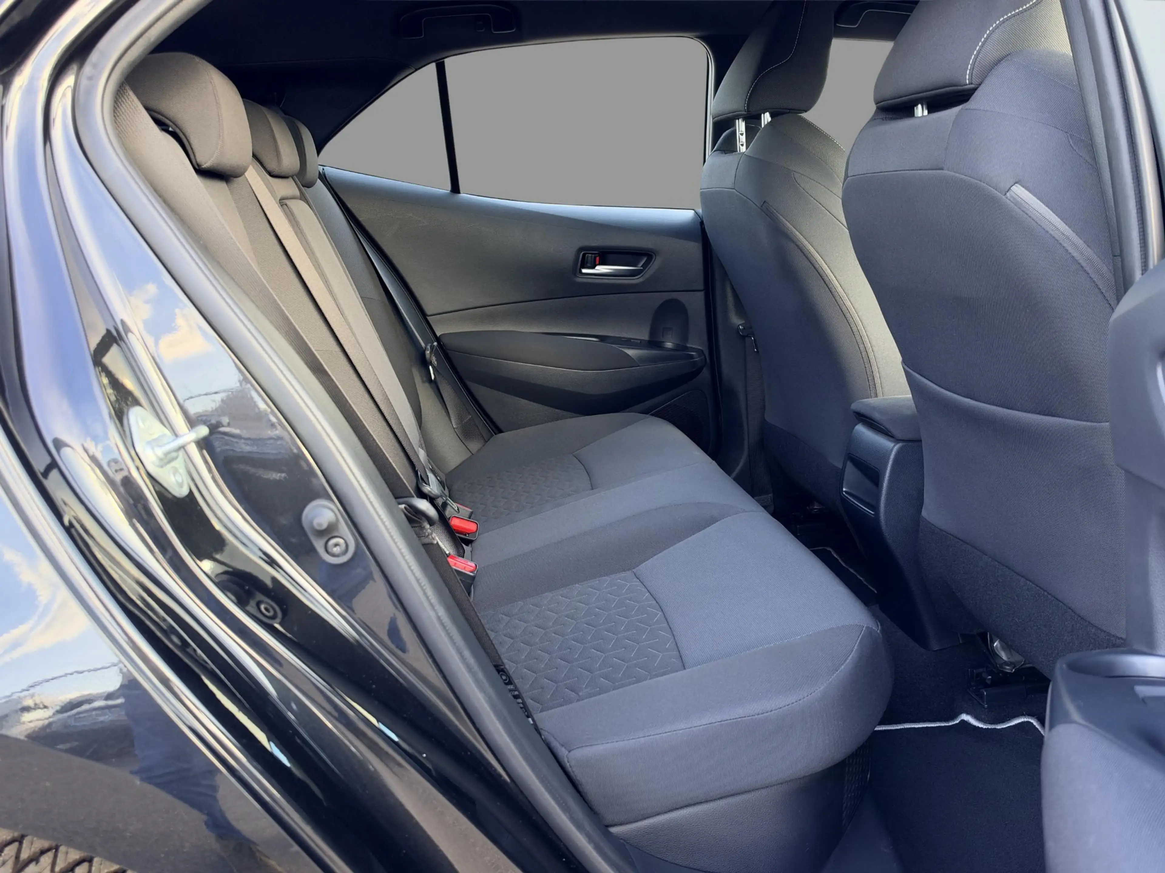 Toyota Corolla 1.8 Hybrid Active Dealeronderhouden | Zuinig, Comf — photo 9