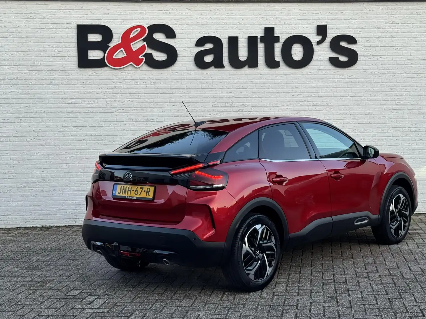 Citroen C4 1.2 PureTech Feel Automaat Adaptive cruise Airco A Rood - 2