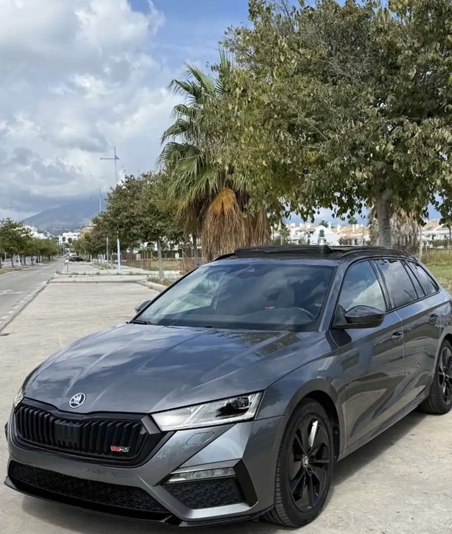 Skoda Octavia 2.0 TSI RS 180kW - 1