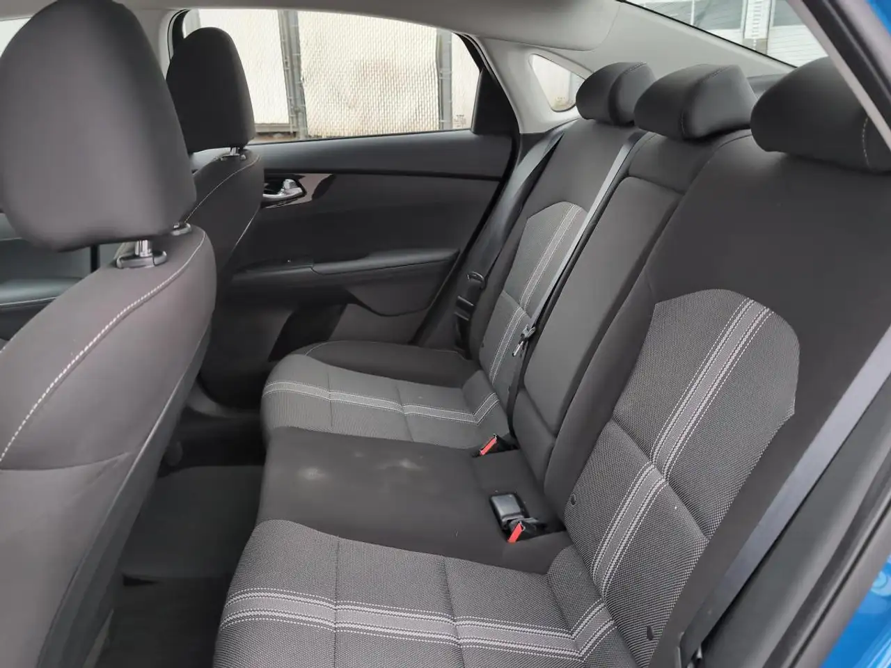 Kia Forte снимка Kia Forte