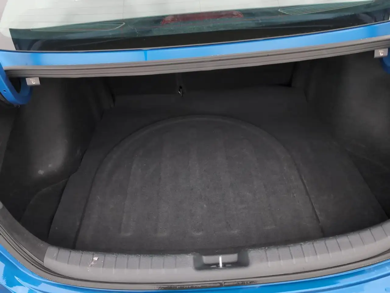 Kia Forte снимка Kia Forte