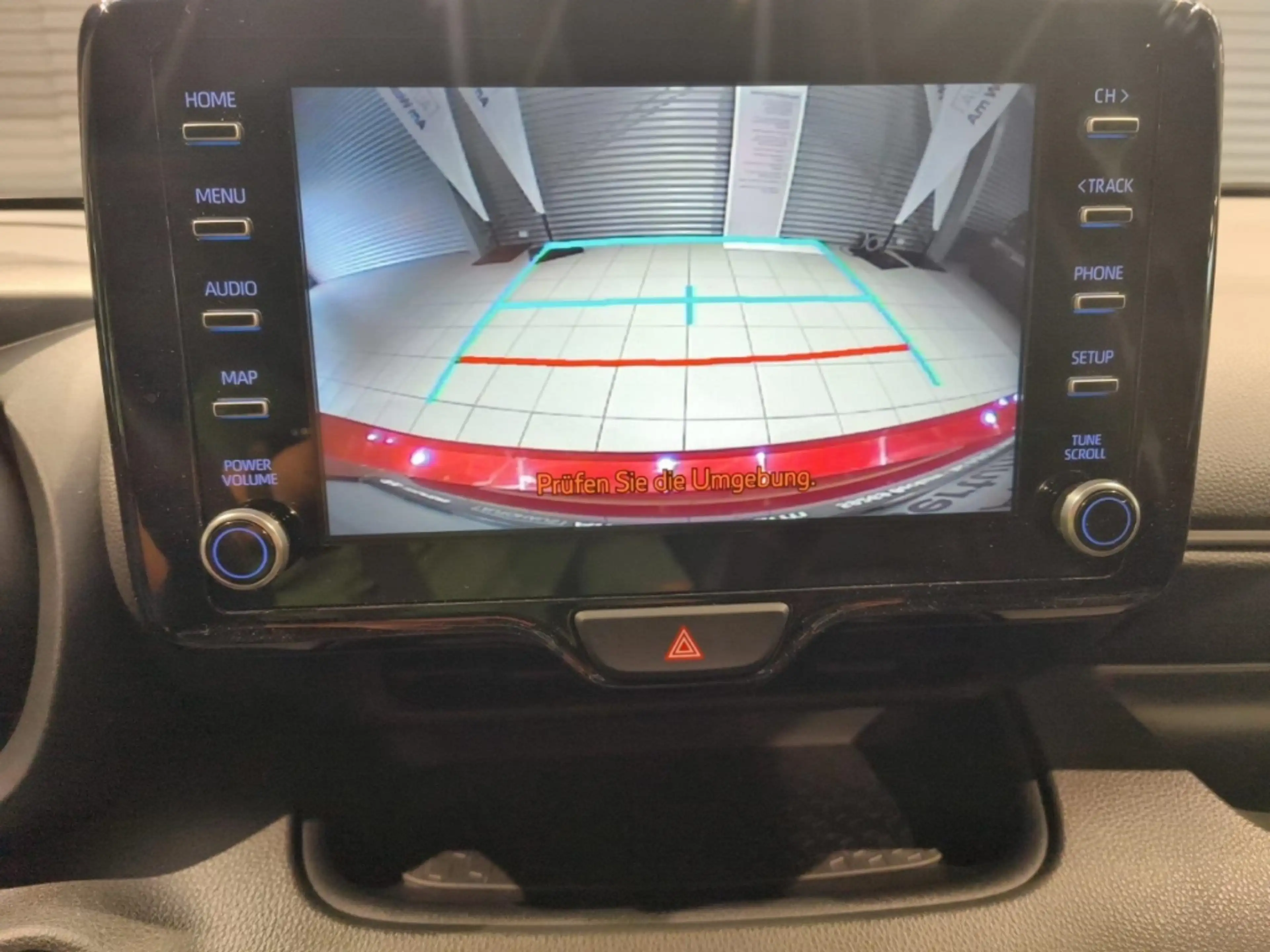 Mazda 2 Hybrid Select — photo 15