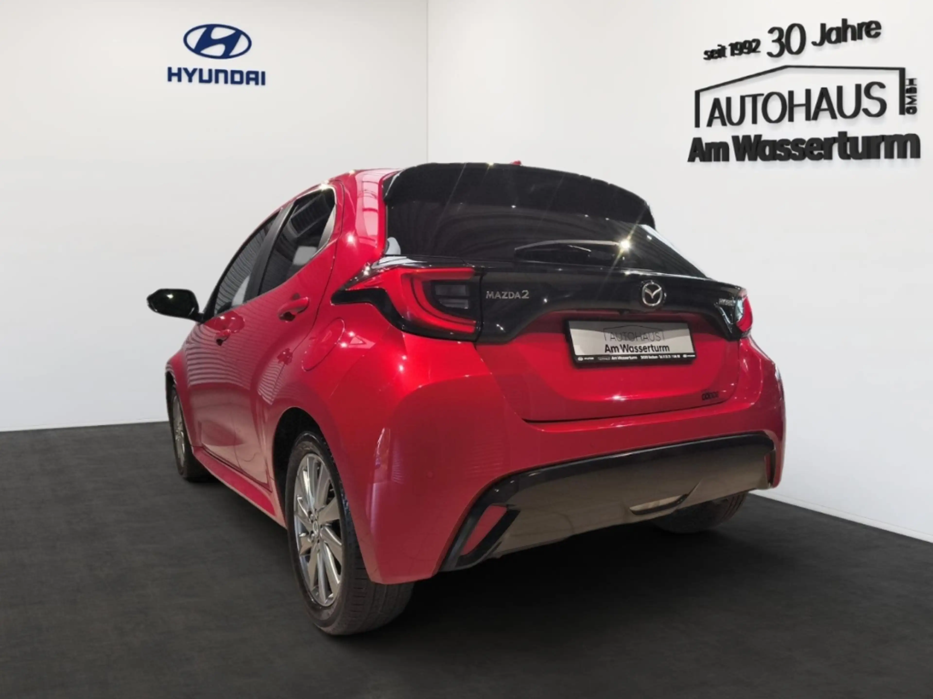 Mazda 2 Hybrid Select — photo 4
