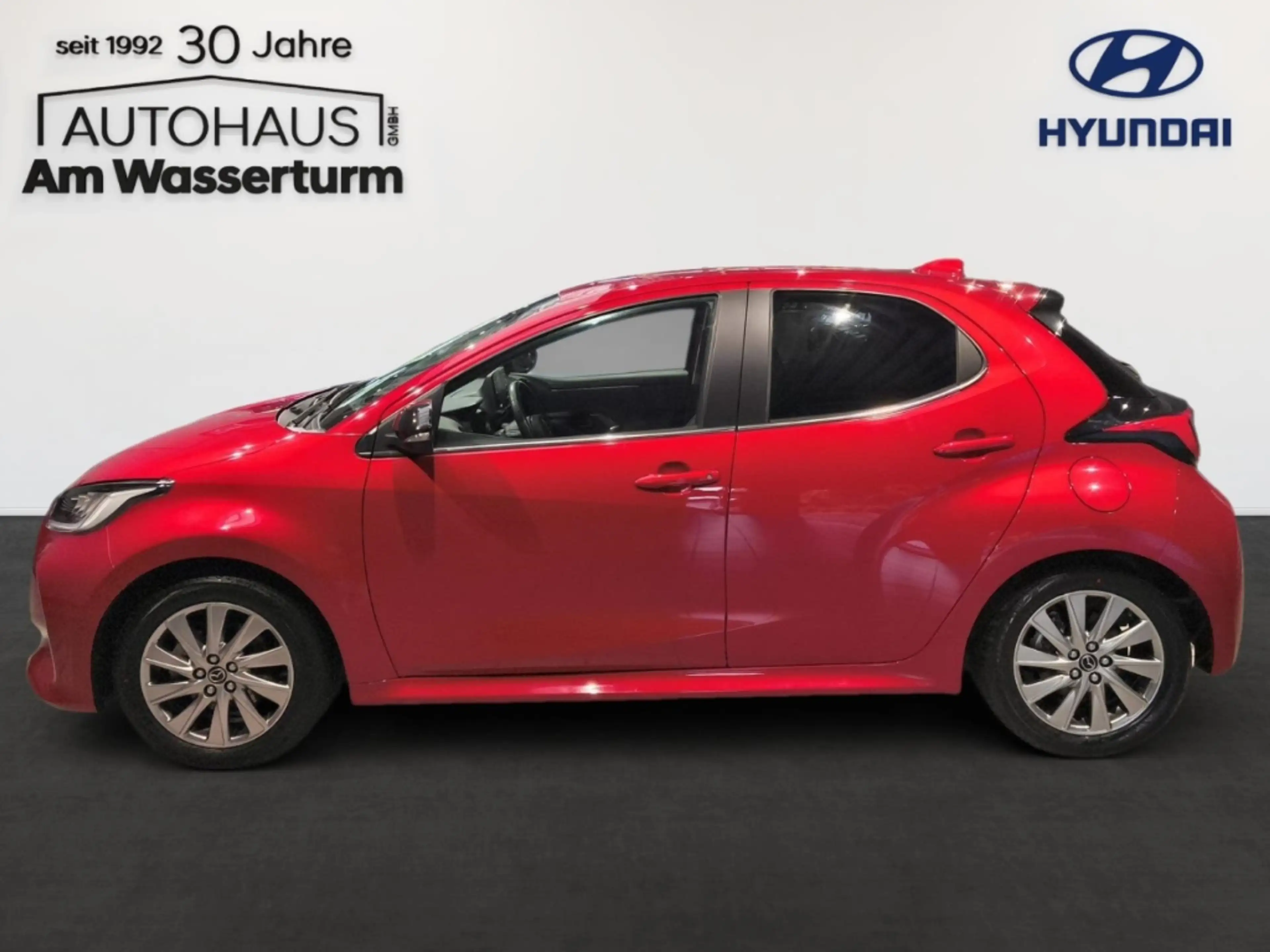 Mazda 2 Hybrid Select — photo 3