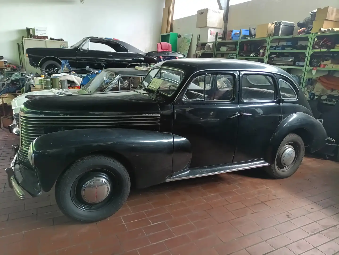 Opel Diplomat Kapitän 47 Чорний - 2