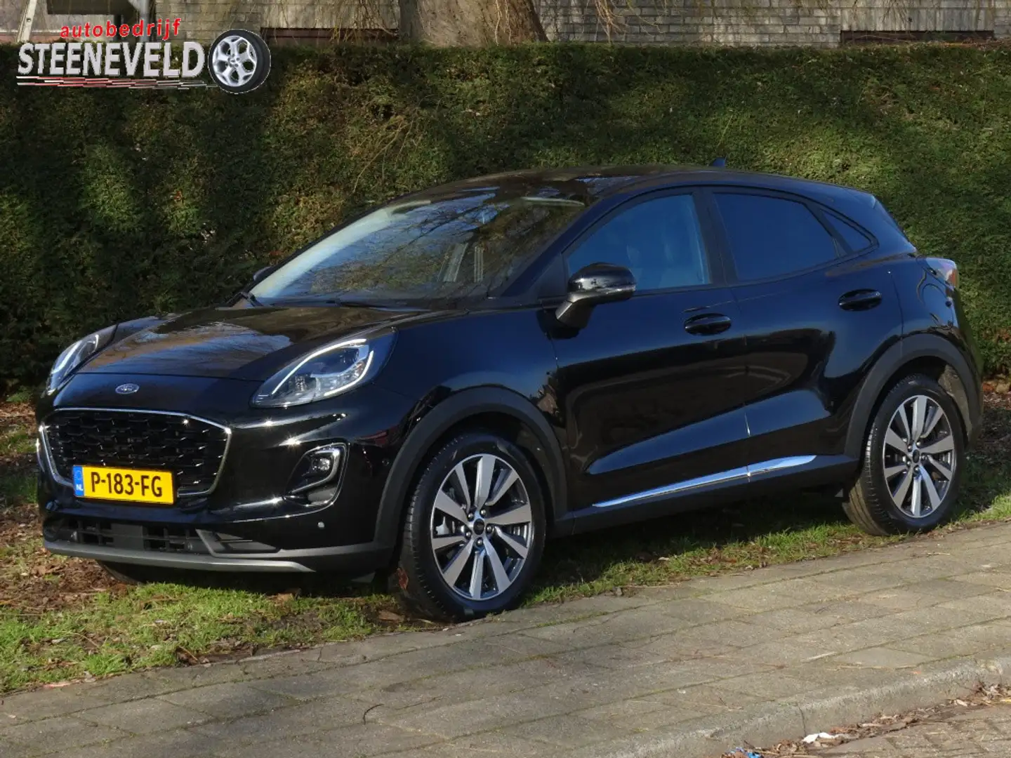 Ford Puma 1.0 125pk Hybrid AUTOMAAT Titanium X met Trekhaak Noir - 1