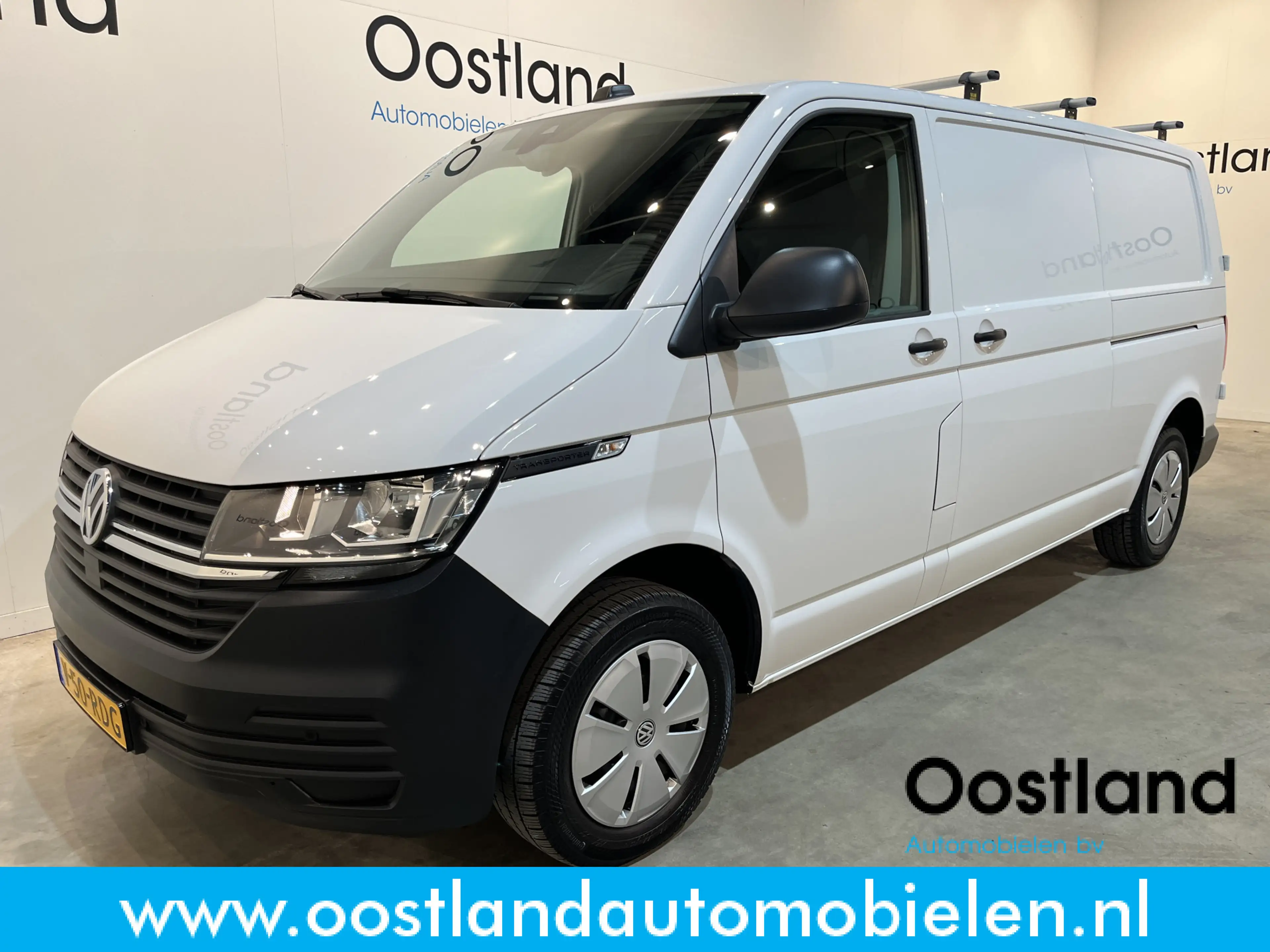 Volkswagen Transporter 2.0 TDI L2H1 / Euro 6 / Schuifdeur L + R / Airco /