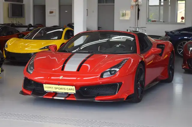 Ferrari 488 Pista Spider Lifting Kamera JBL