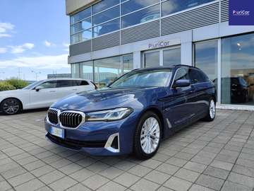 e xDrive Touring Luxury Tetto Pelle Fari Laser