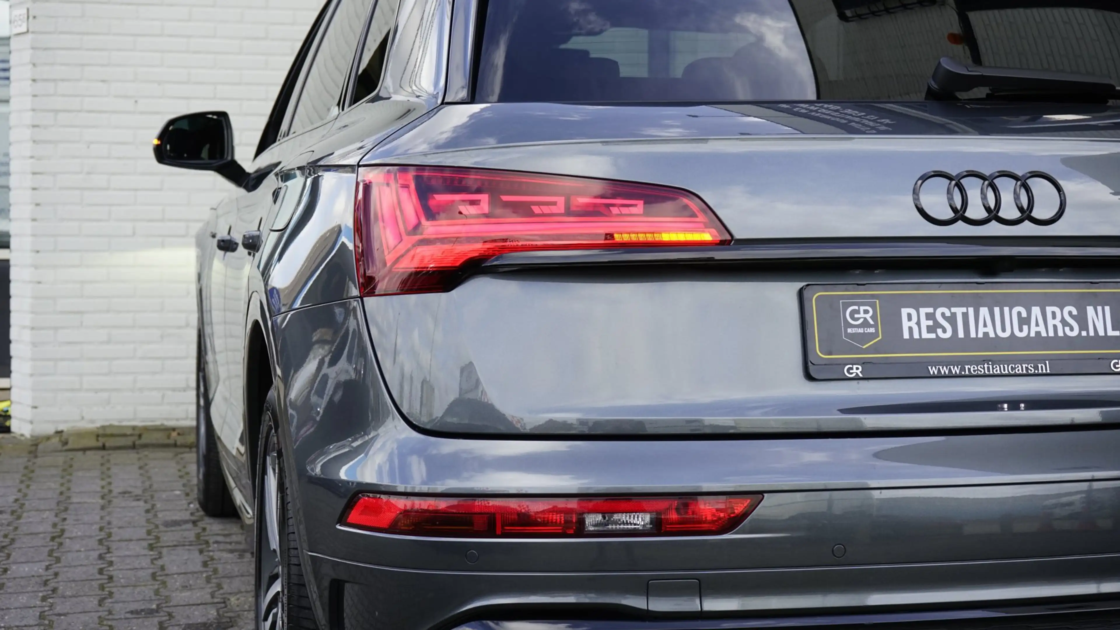 Audi Q5 55 TFSIe Quattro 3x S-Line Black Optik ACC-AMBIANC — photo 43