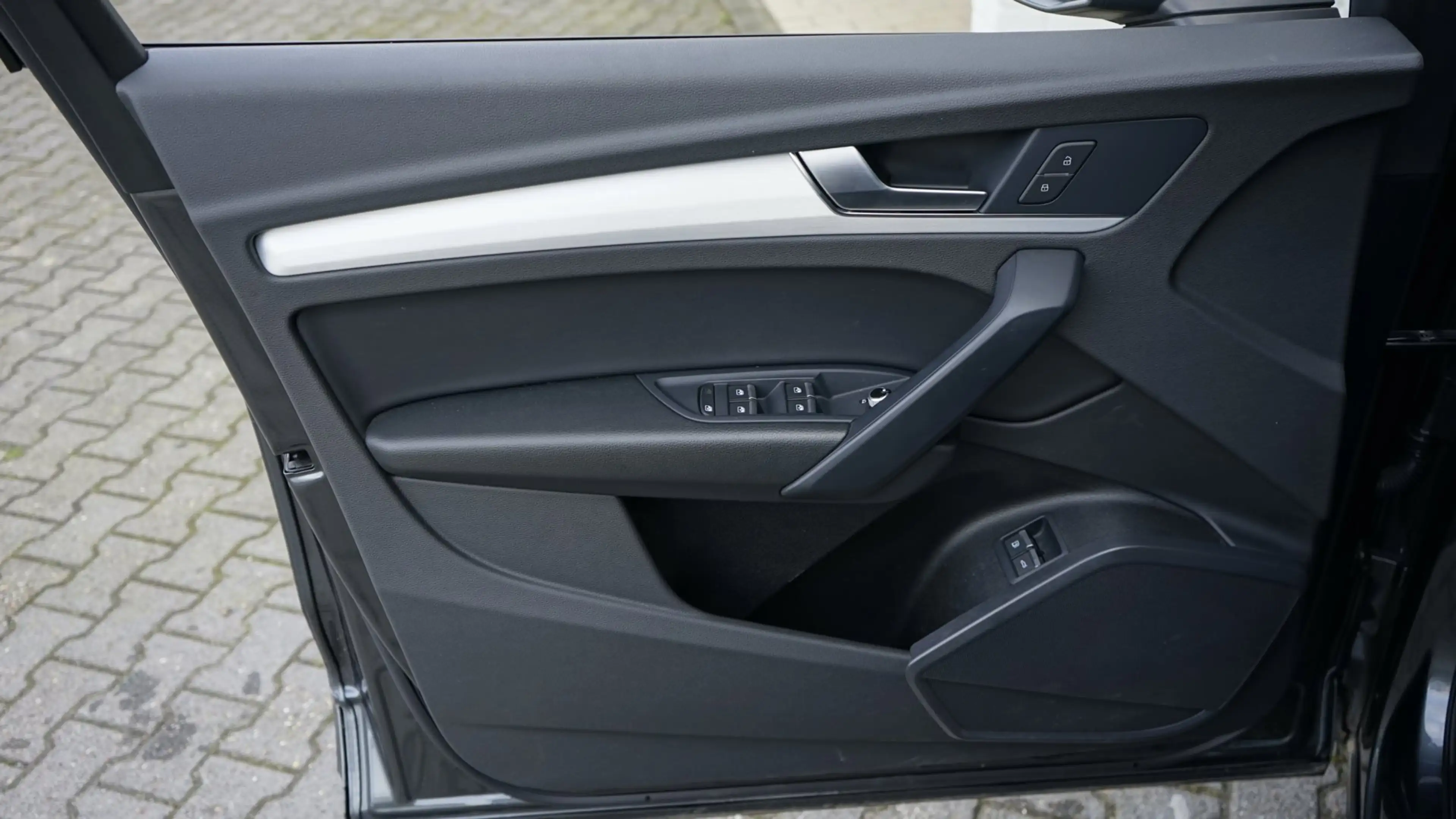 Audi Q5 55 TFSIe Quattro 3x S-Line Black Optik ACC-AMBIANC — photo 14