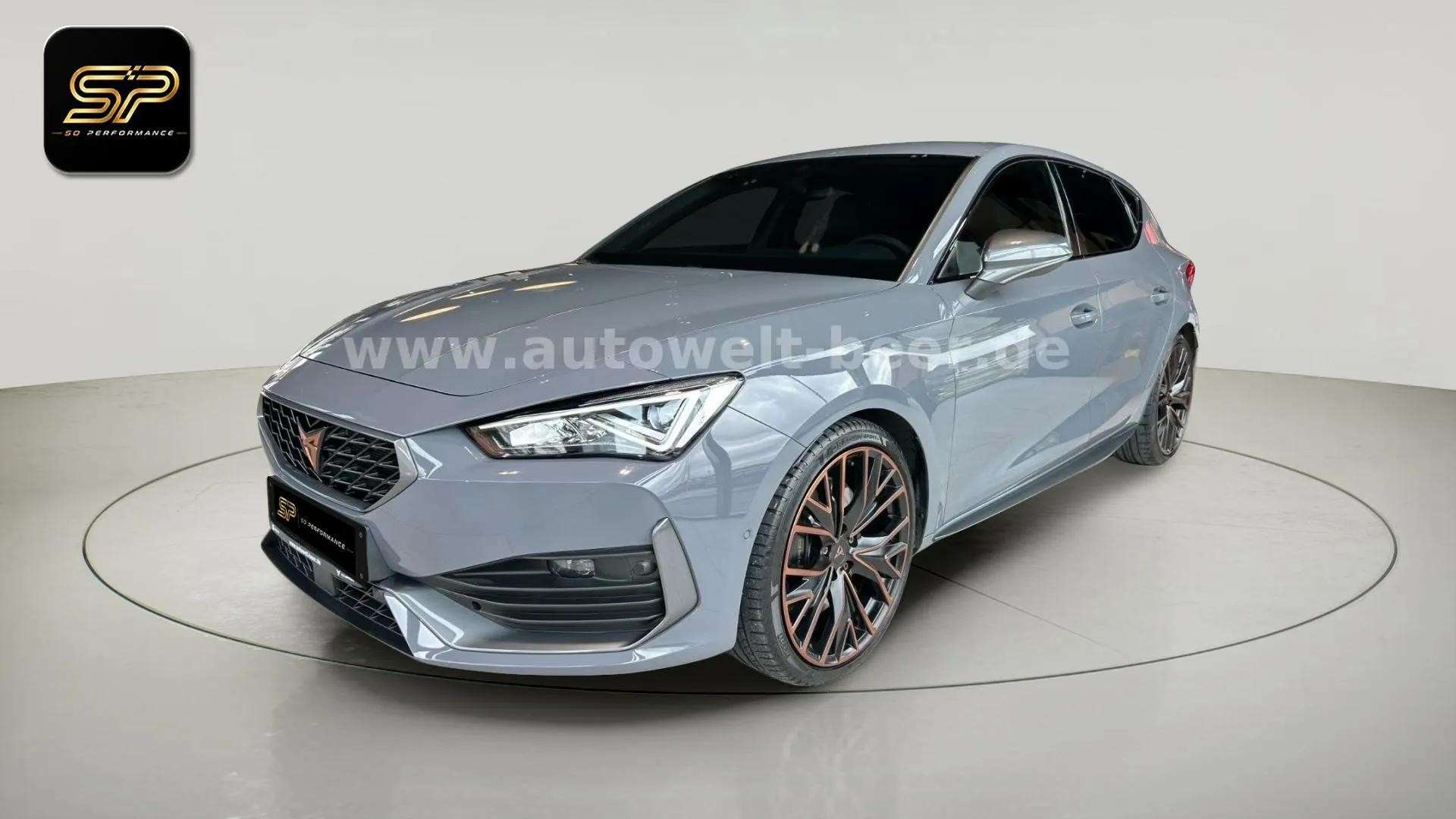 CUPRA Leon