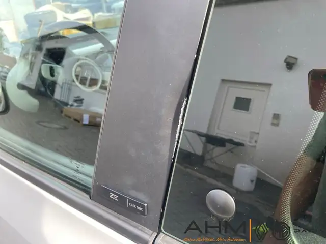 Renault Twingo view 14