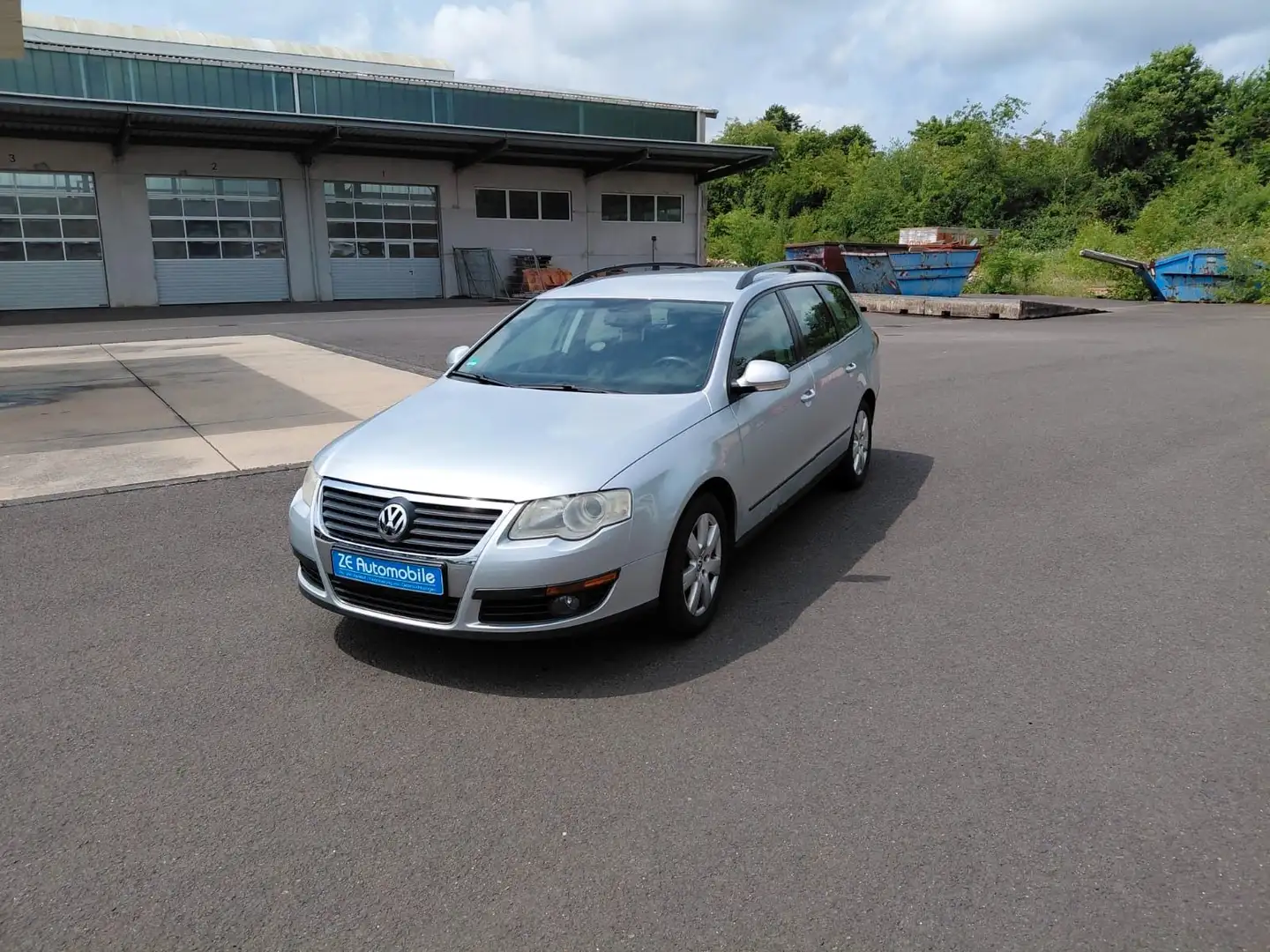 Volkswagen Passat Variant Trendline Argent - 2