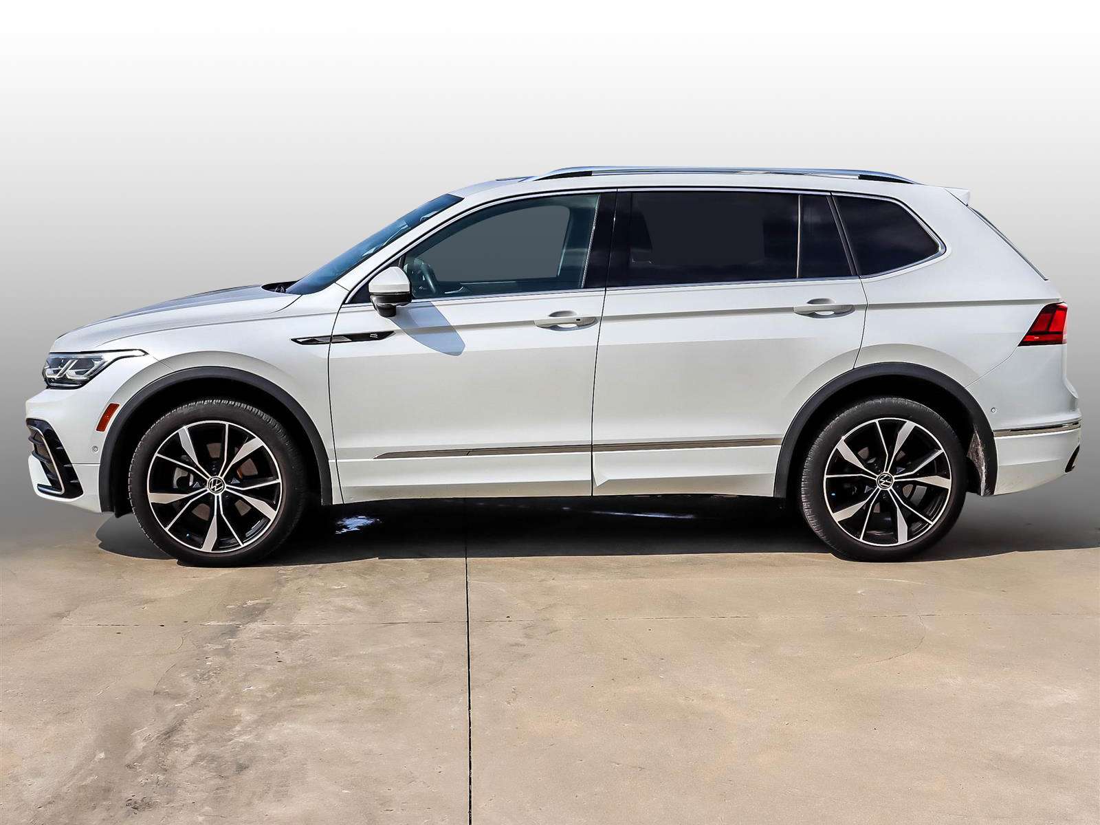 2023 Volkswagen Tiguan 4Motion | Highline — снимка 1