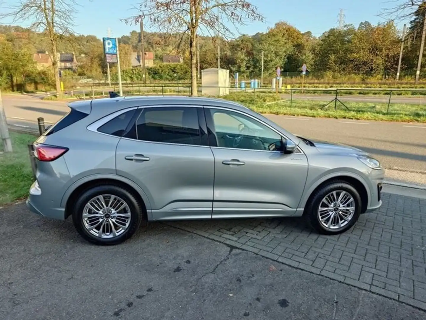 Ford Kuga Vignale *02002* OC0277 Zilver - 2