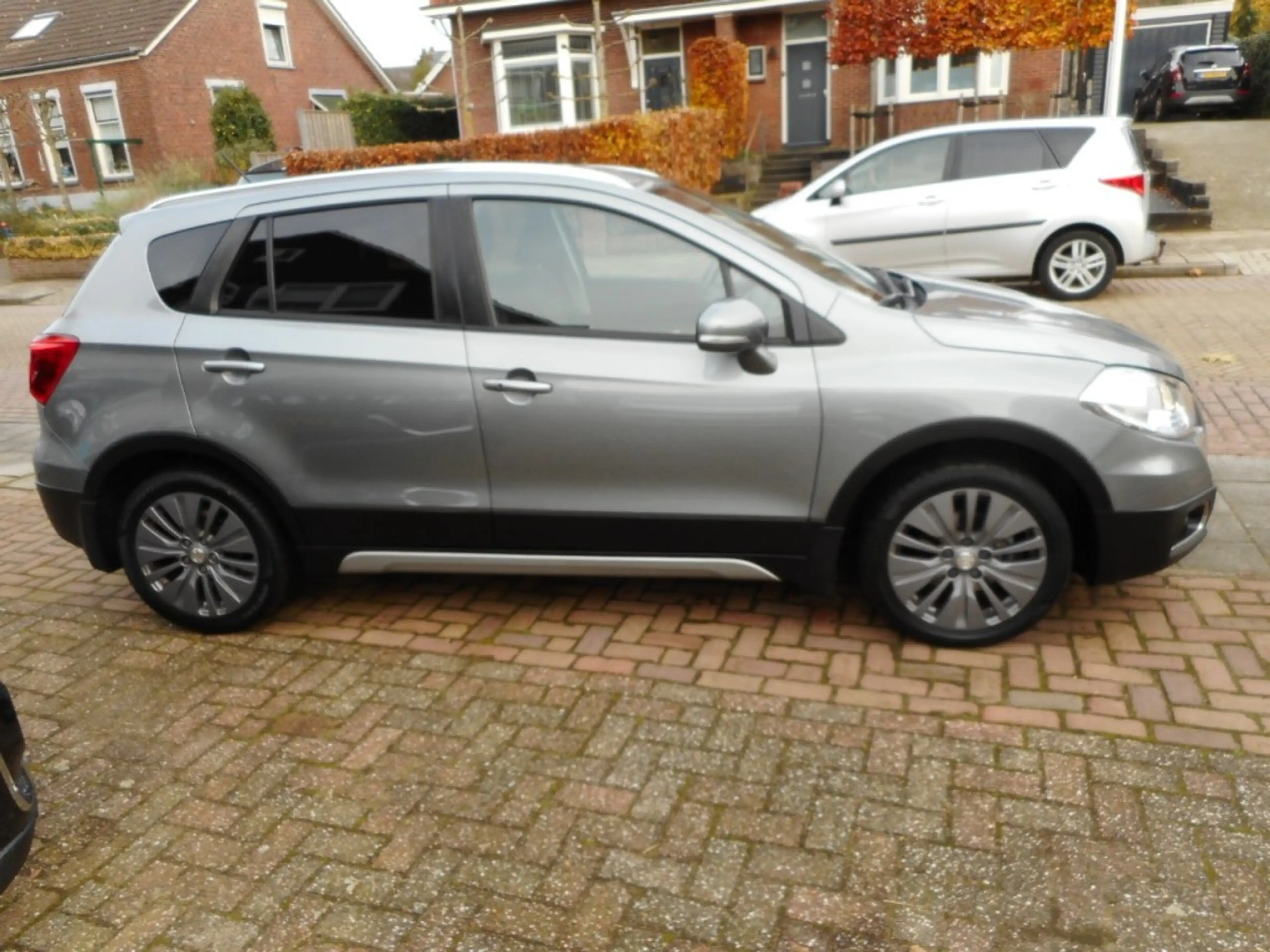 Suzuki SX4 1.6 Exclusive / Rijklaarprijs — photo 3